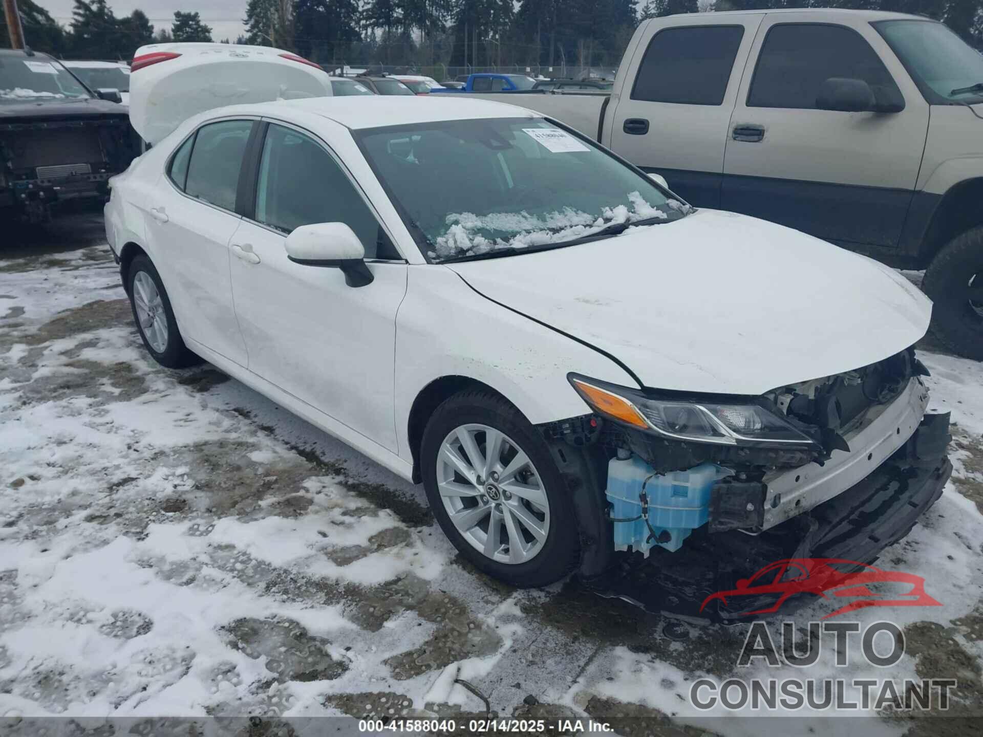TOYOTA CAMRY 2022 - 4T1C11AK3NU002398