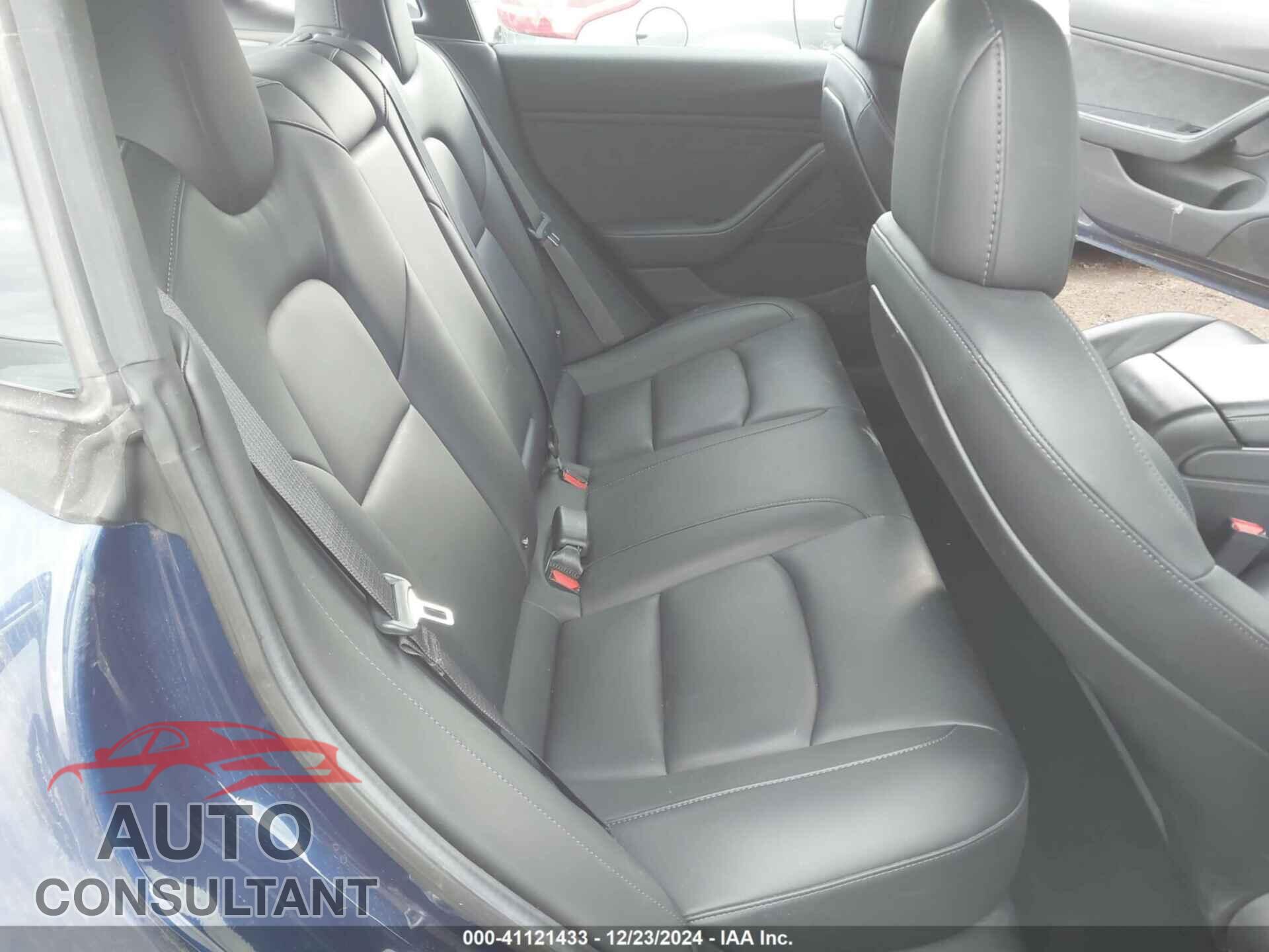 TESLA MODEL 3 2018 - 5YJ3E1EA7JF019380