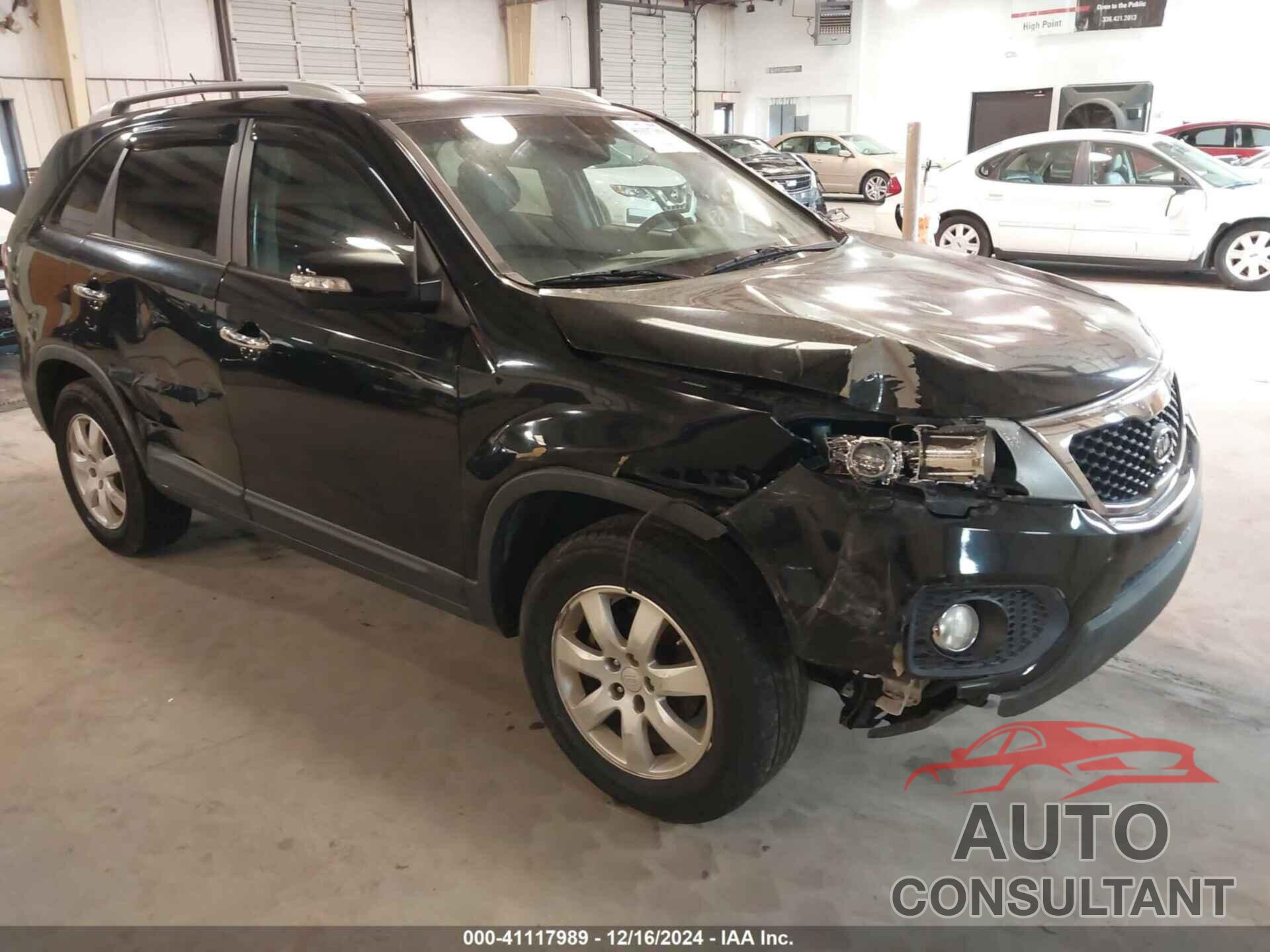 KIA SORENTO 2011 - 5XYKT3A16BG183510