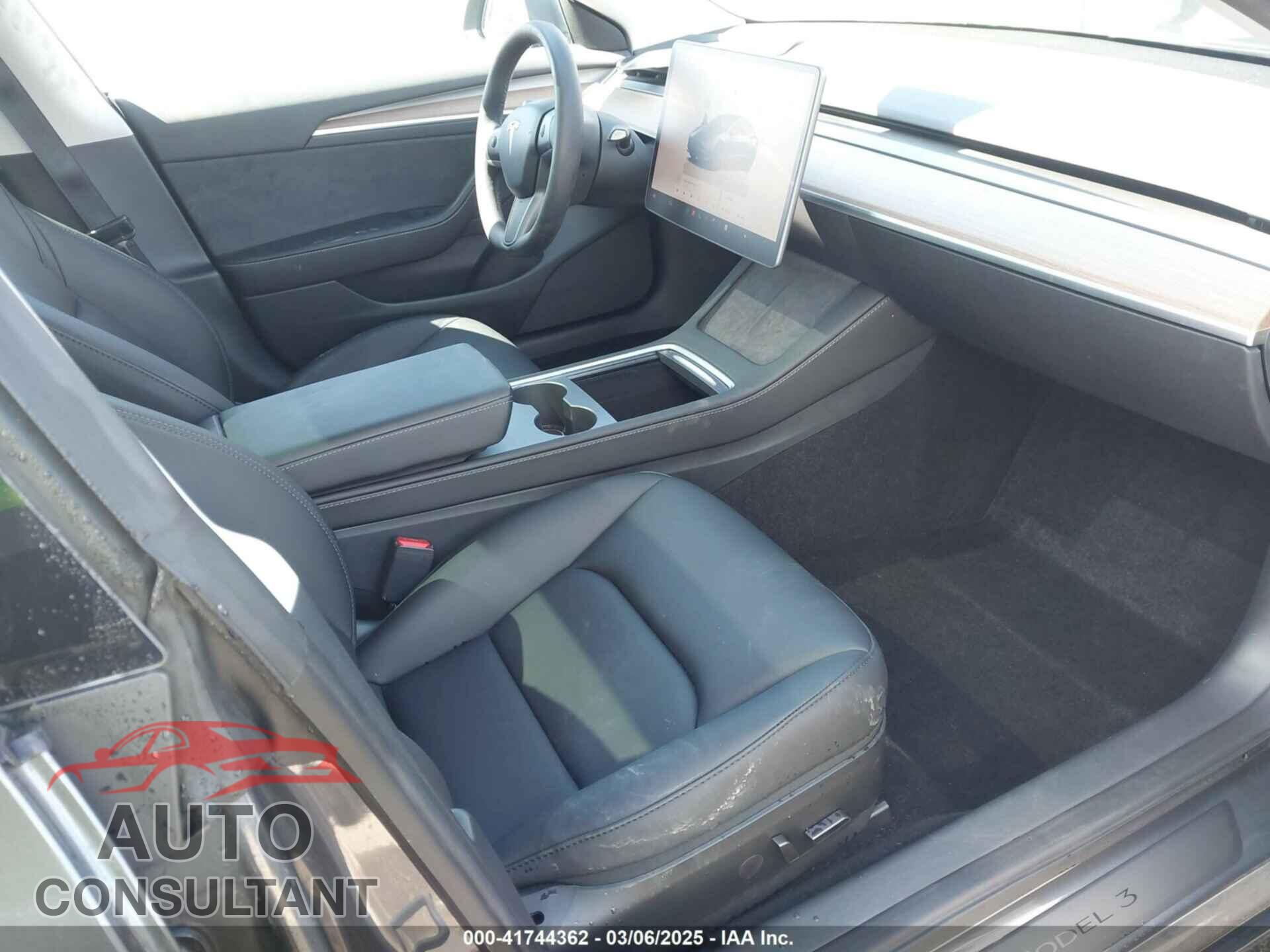 TESLA MODEL 3 2023 - 5YJ3E1EA0PF698076