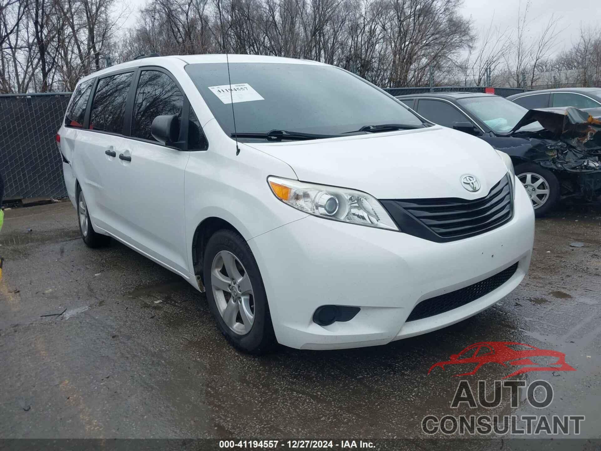 TOYOTA SIENNA 2013 - 5TDZK3DC7DS391304