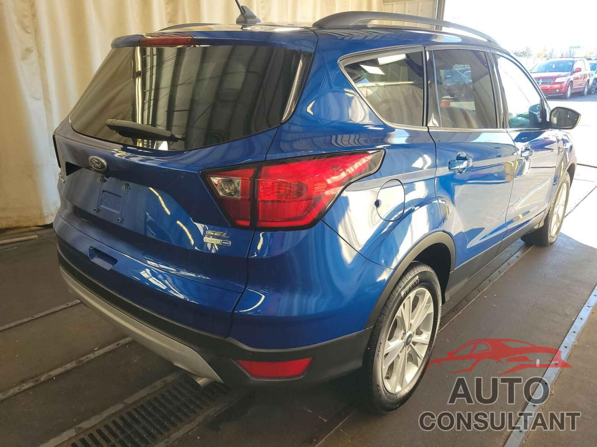 FORD ESCAPE 2019 - 1FMCU9HD0KUA65662