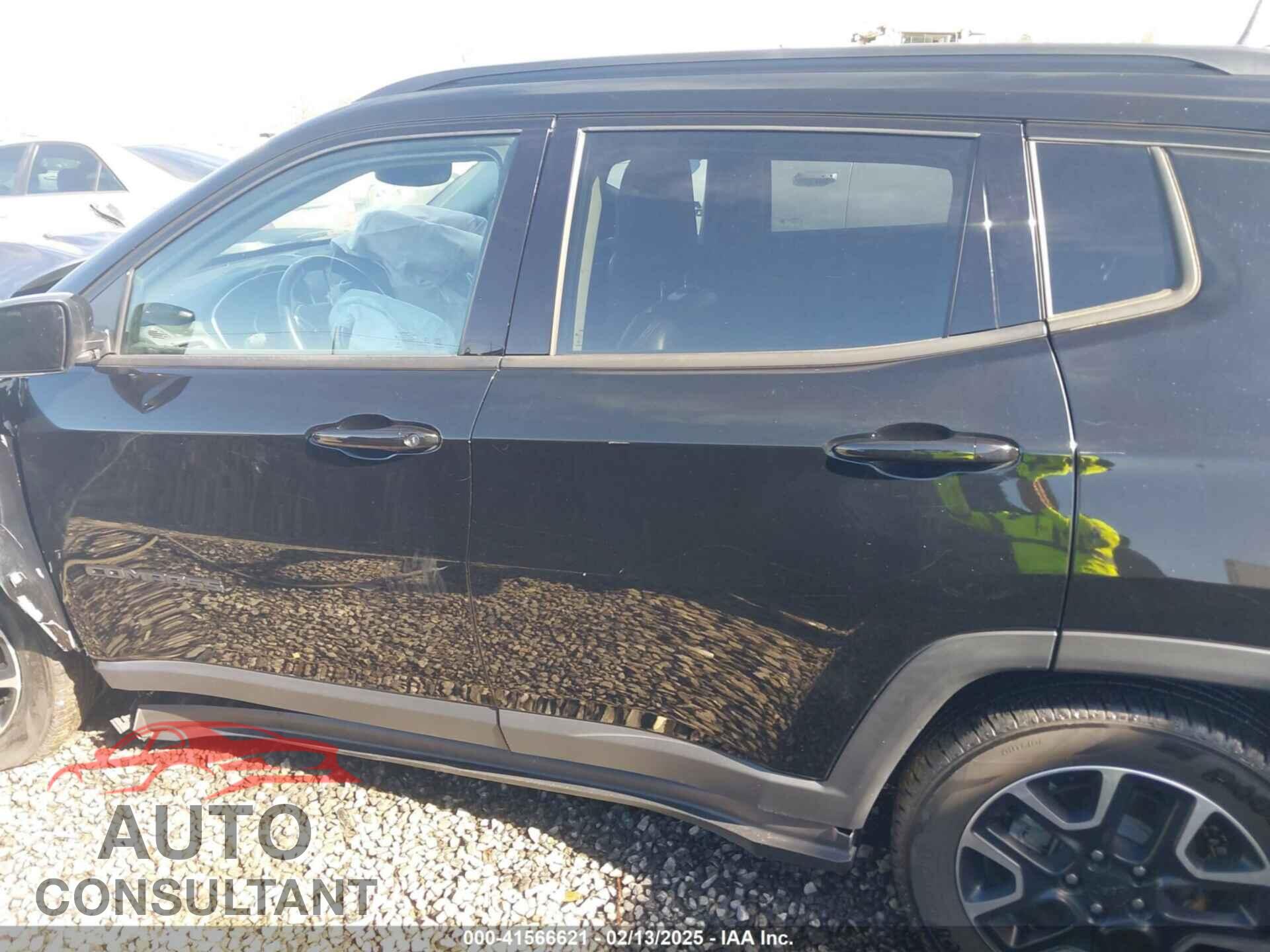 JEEP COMPASS 2020 - 3C4NJDAB4LT204530
