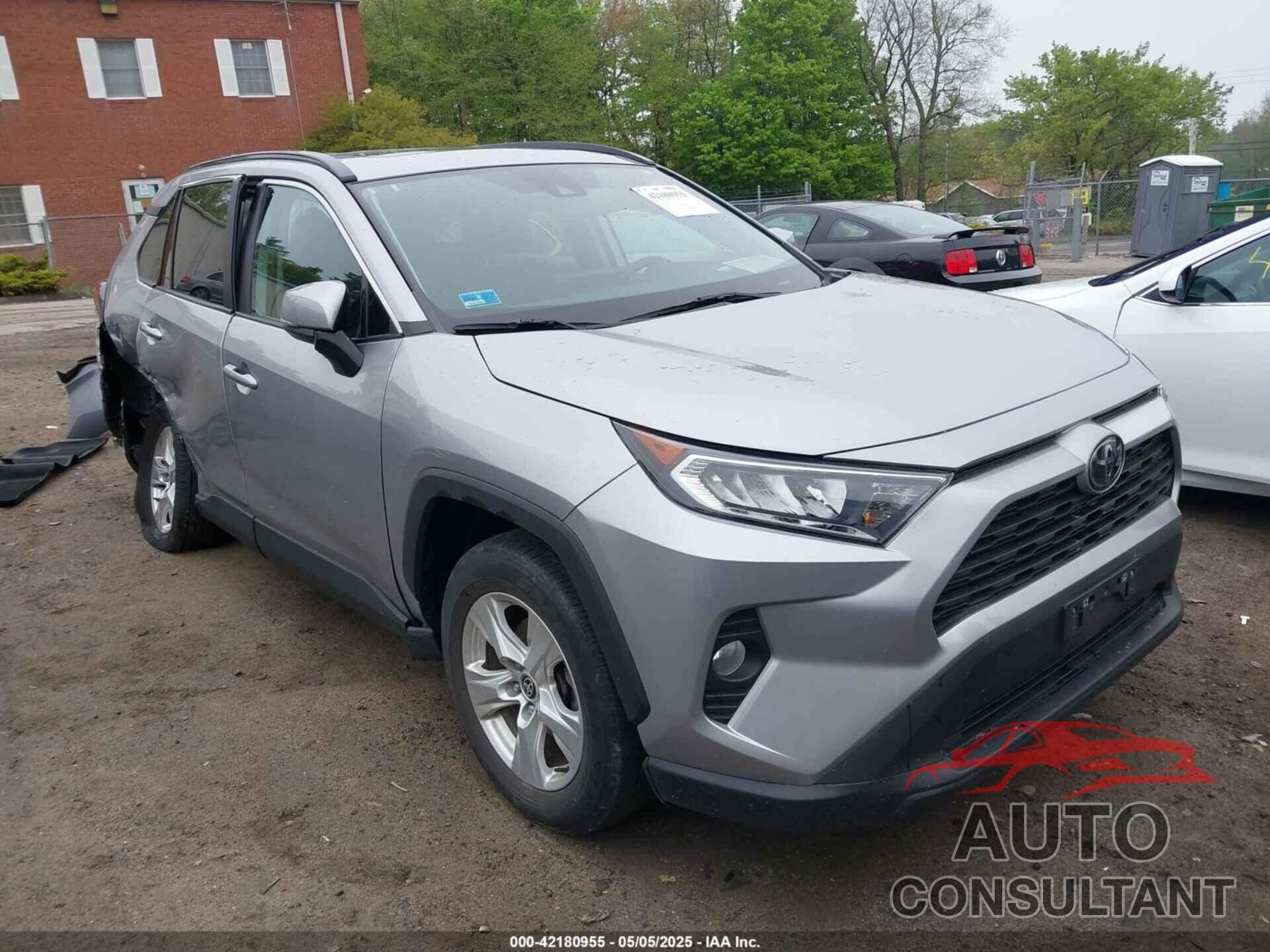 TOYOTA RAV4 2021 - 2T3P1RFV3MC247132