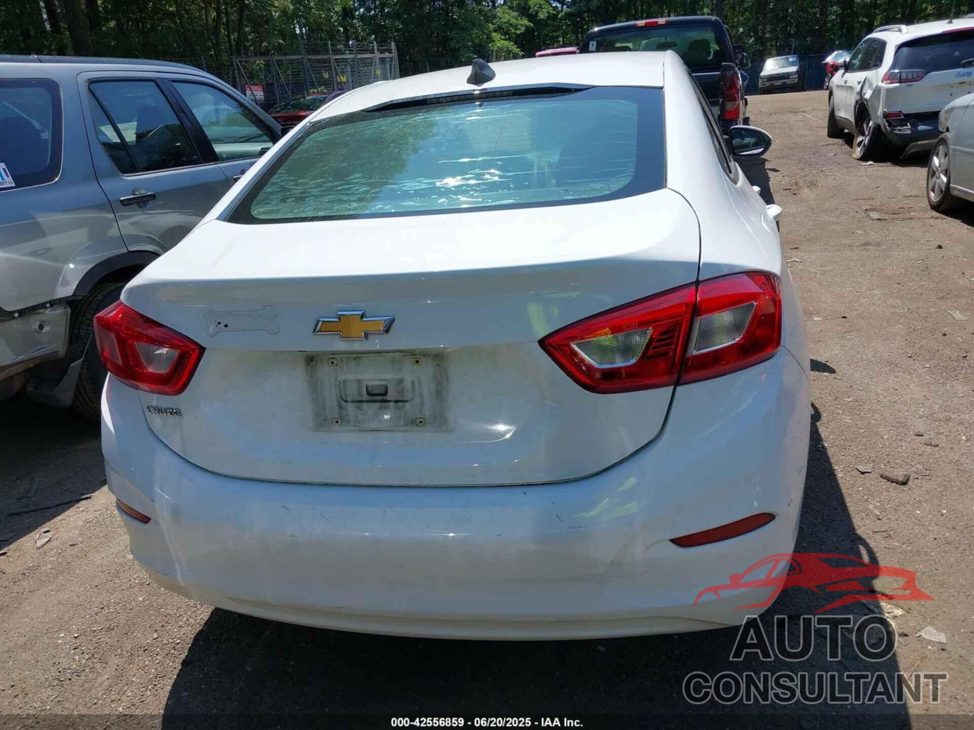 CHEVROLET CRUZE 2017 - 1G1BC5SM9H7172052