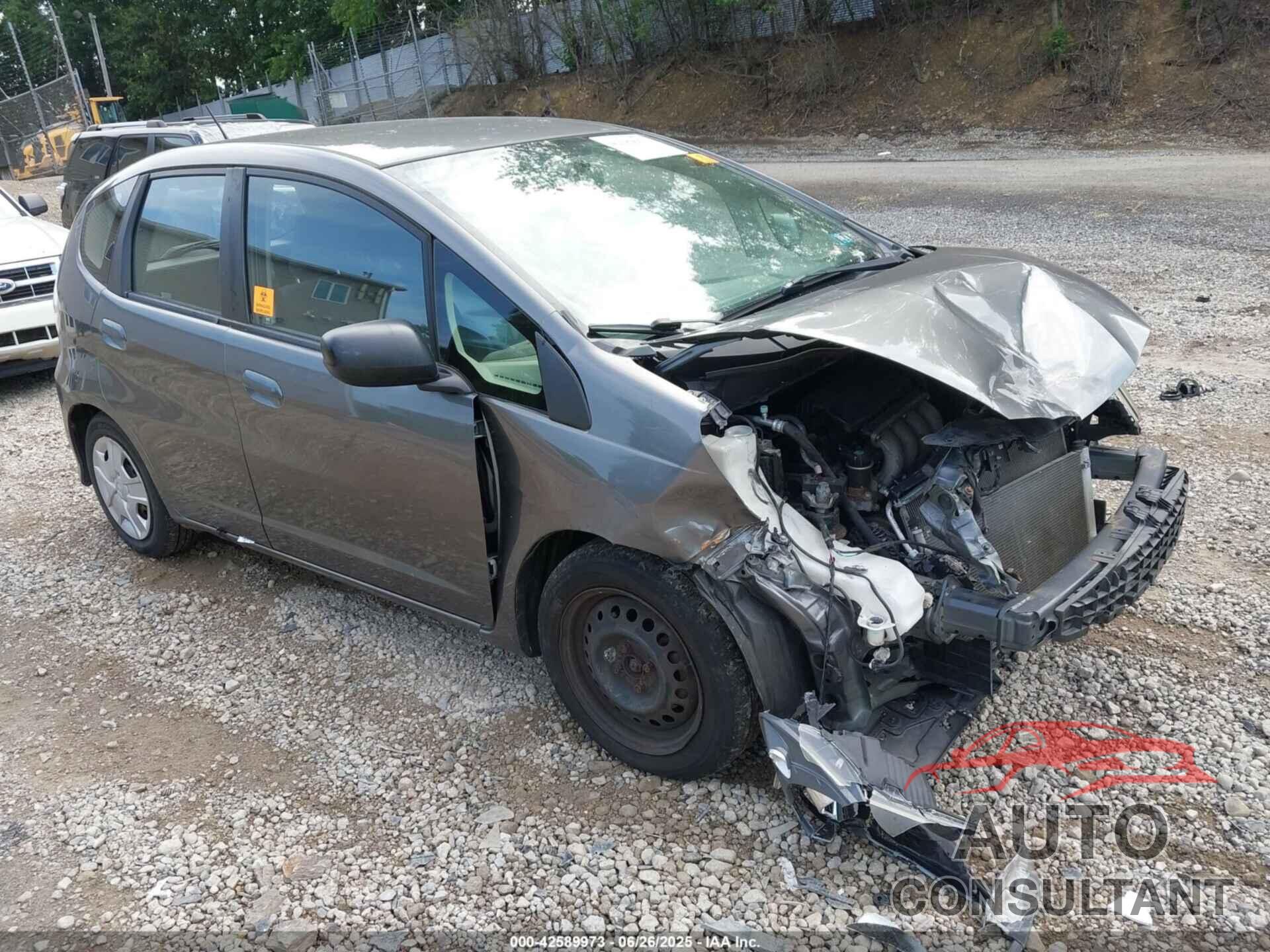 HONDA FIT 2013 - JHMGE8H32DC060149