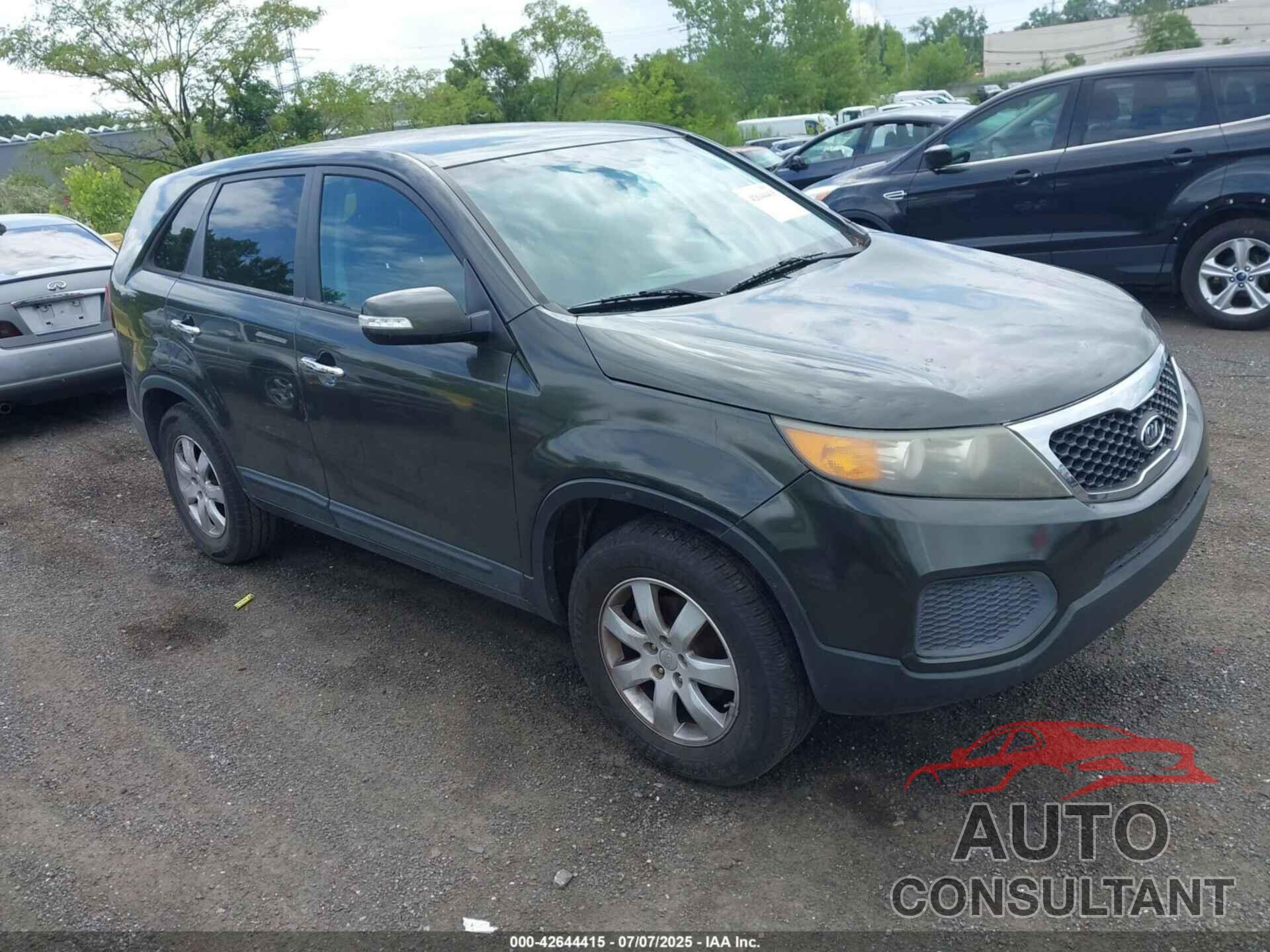 KIA SORENTO 2011 - 5XYKT3A1XBG094118