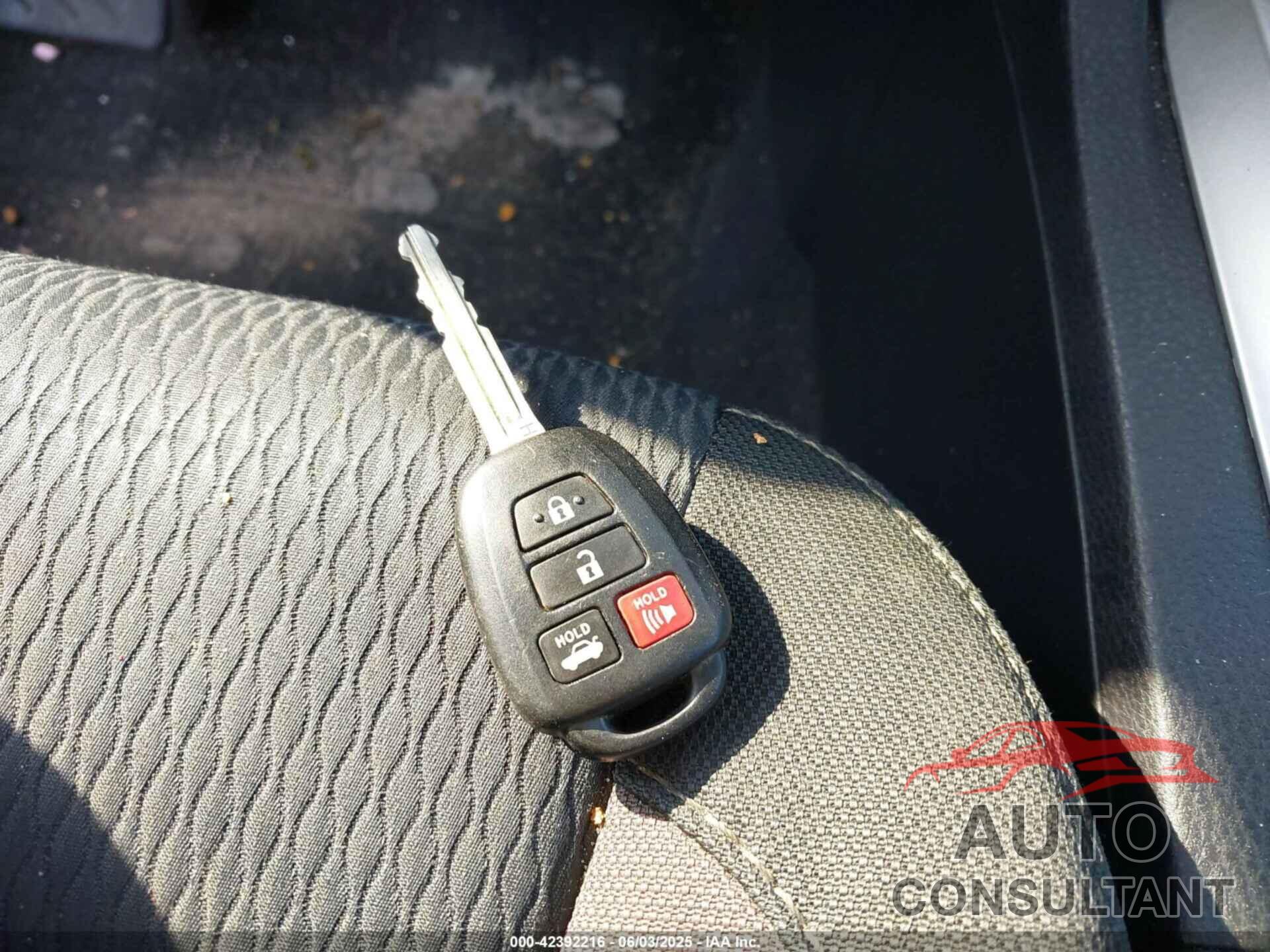 TOYOTA COROLLA 2019 - 2T1BURHE7KC203056