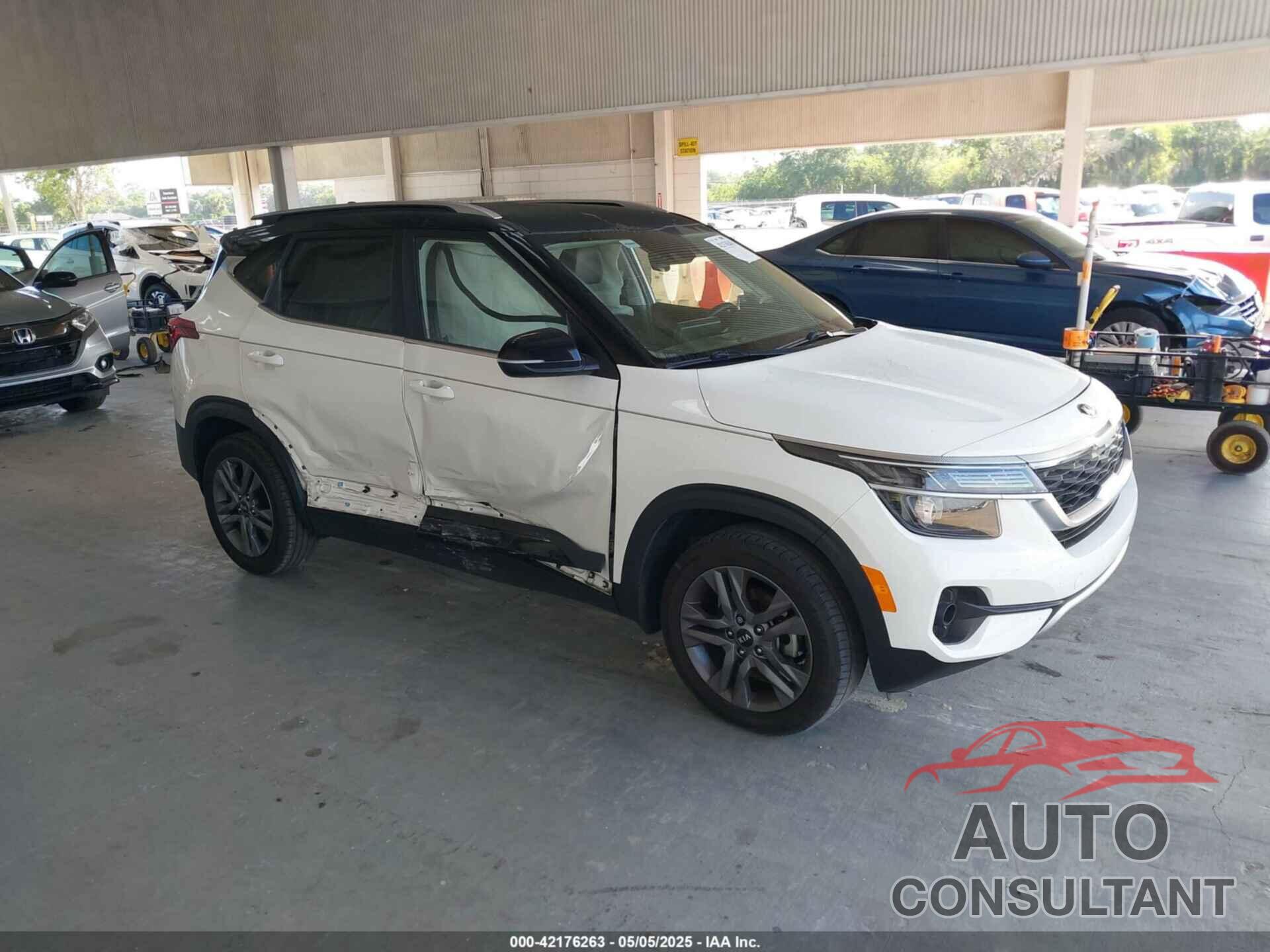 KIA SELTOS 2021 - KNDEU2AA6M7120850
