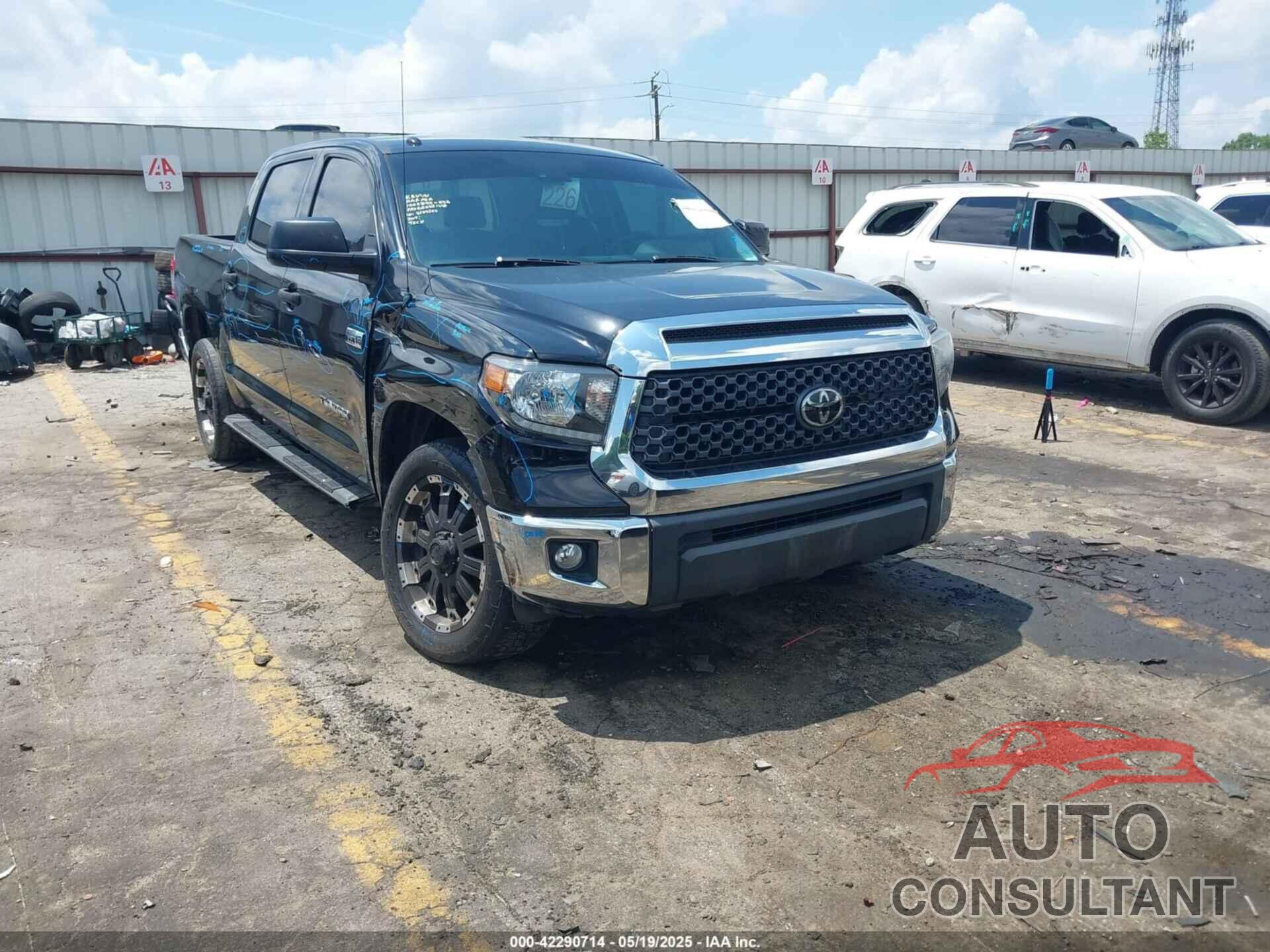 TOYOTA TUNDRA 2018 - 5TFEY5F1XJX232478