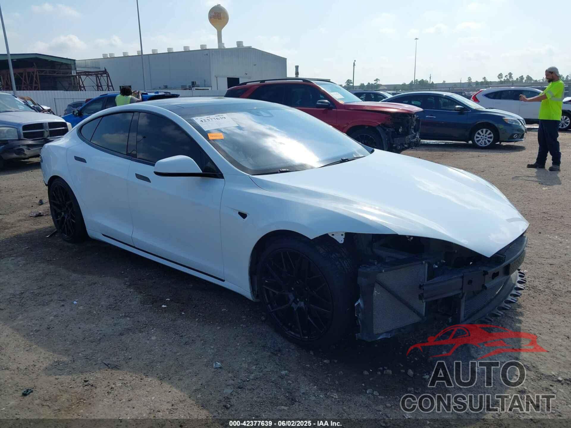 TESLA MODEL S 2016 - 5YJSA1E11GF159425