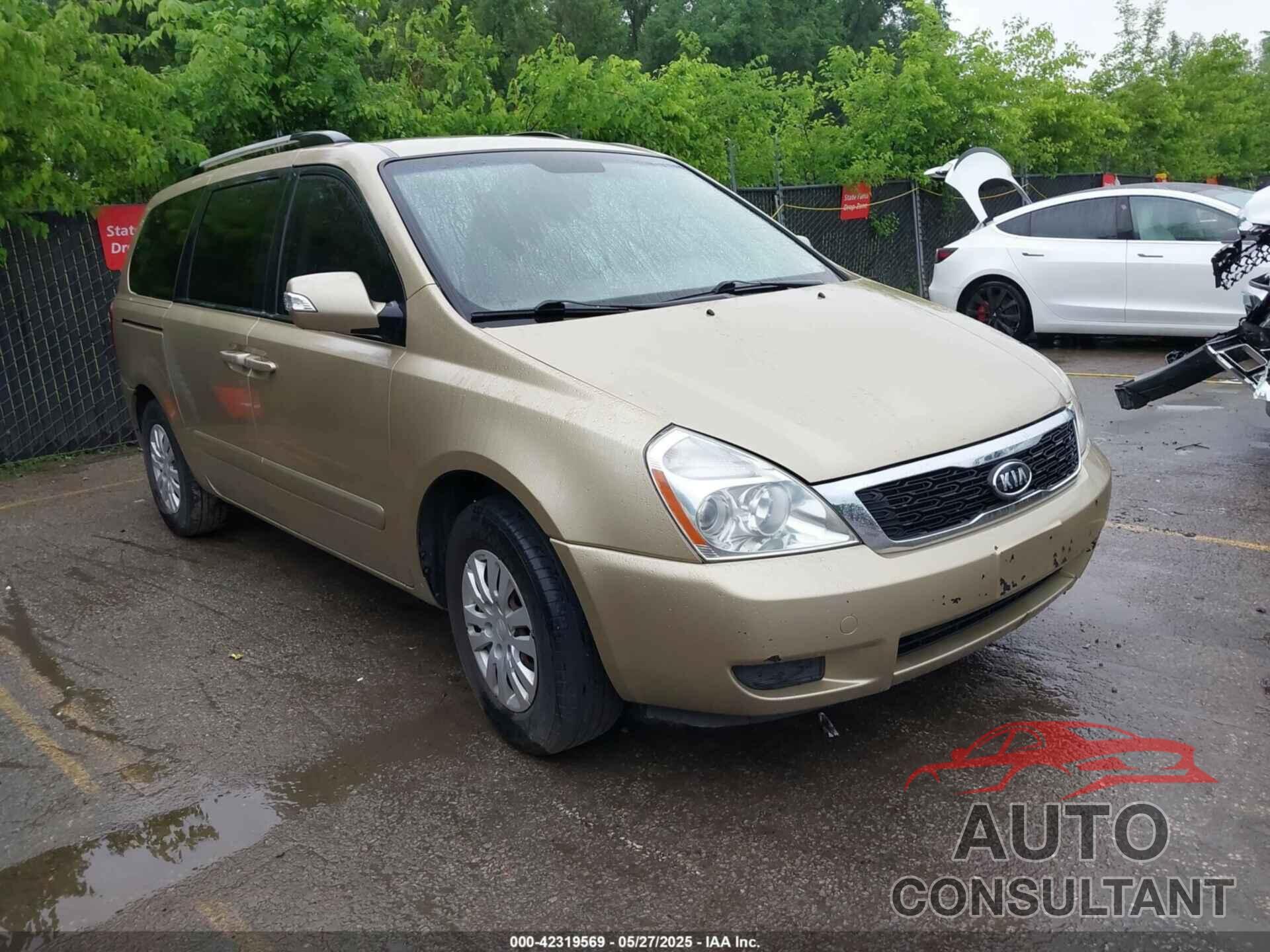 KIA SEDONA 2011 - KNDMG4C78B6384851