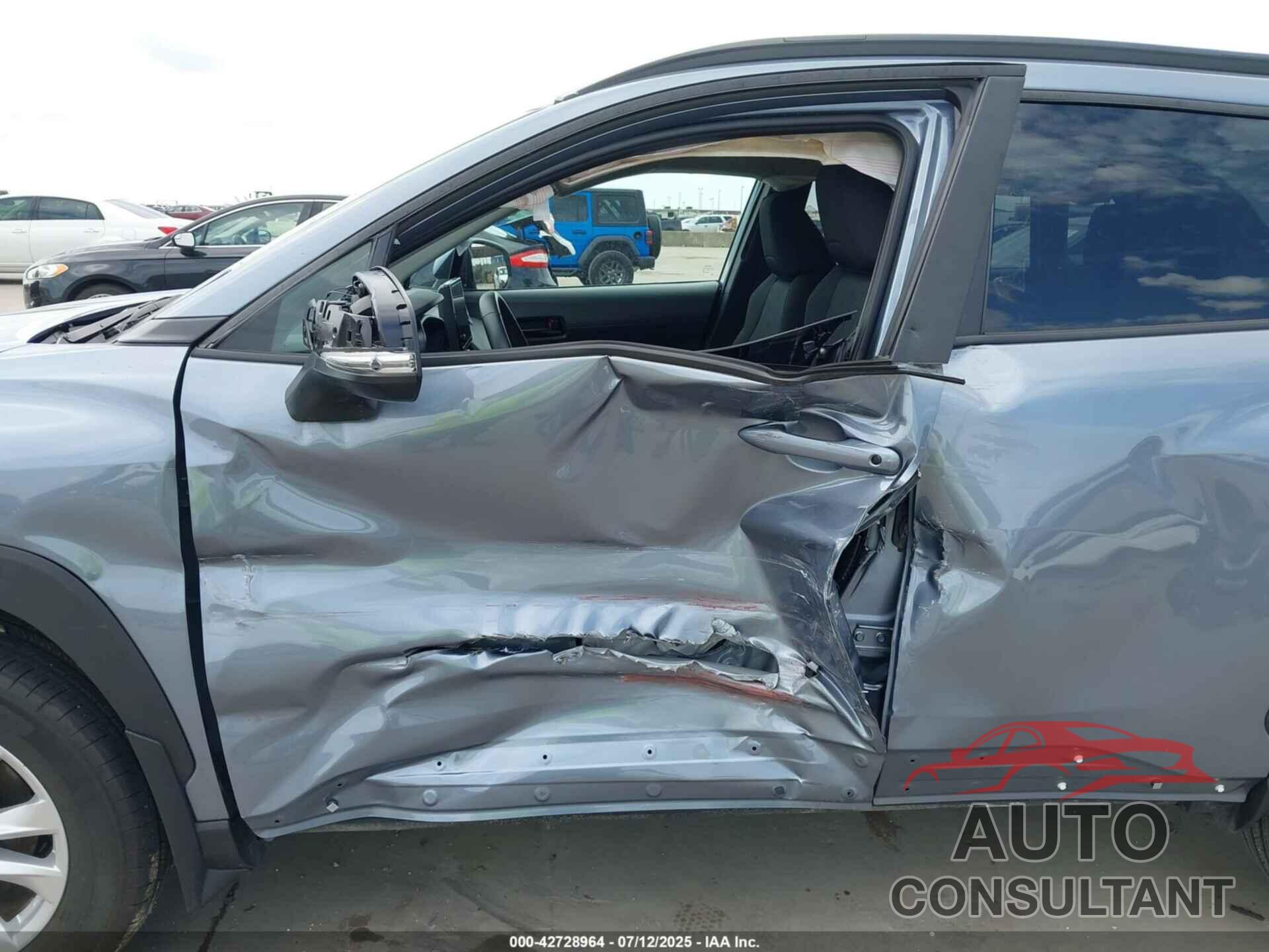 TOYOTA COROLLA CROSS 2023 - 7MUCAAAG9PV042997