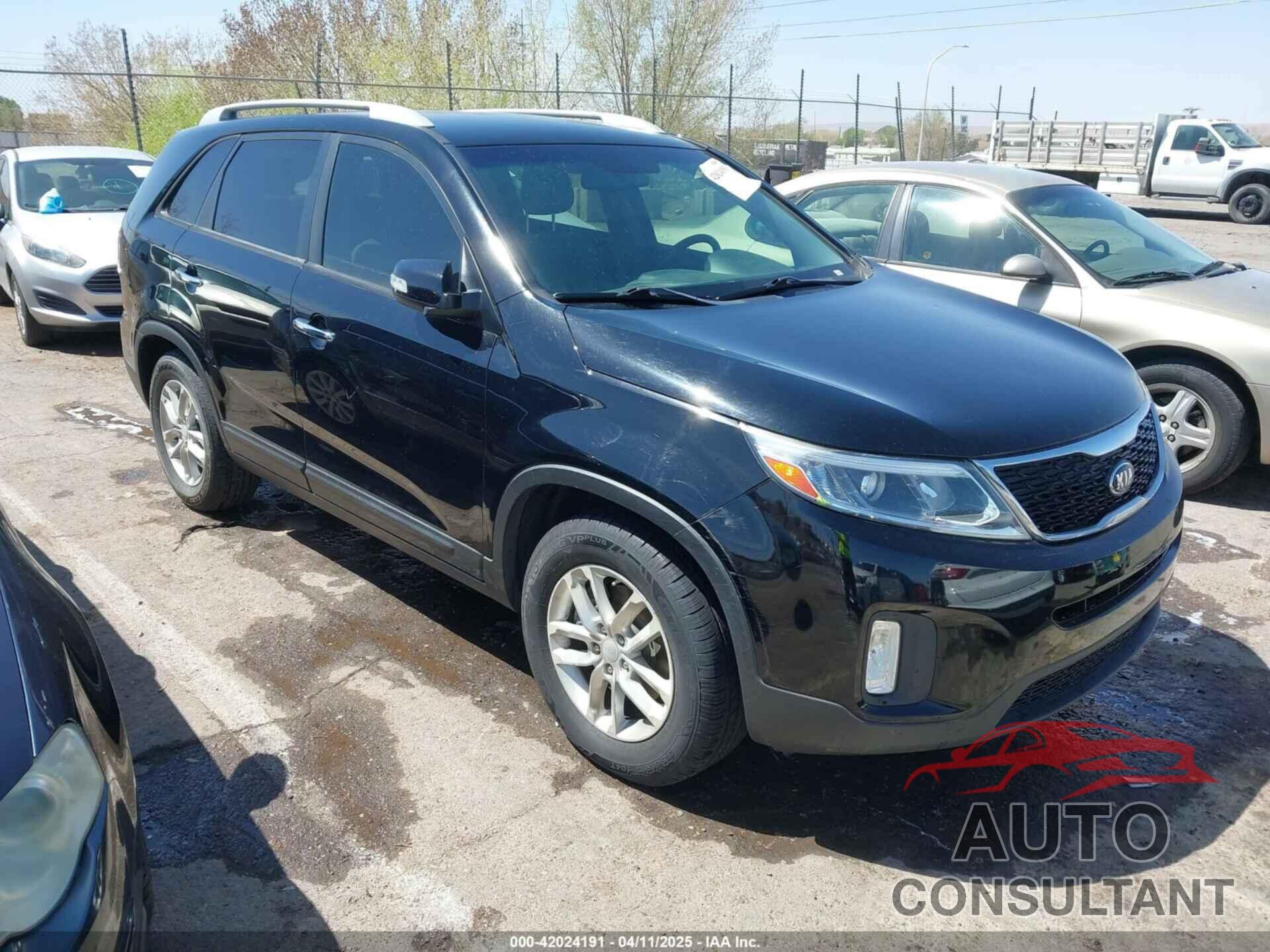 KIA SORENTO 2015 - 5XYKT4A79FG586350