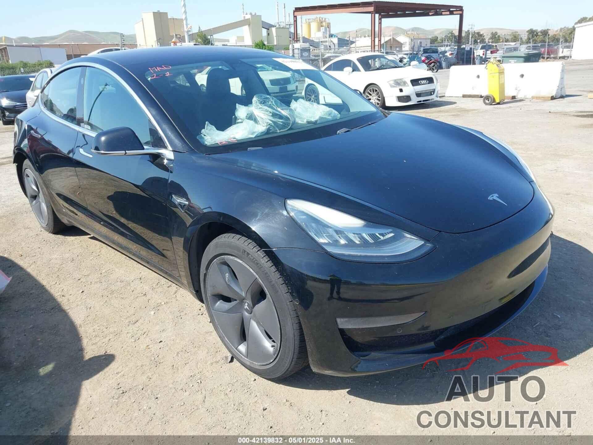 TESLA MODEL 3 2018 - 5YJ3E1EA7JF057031