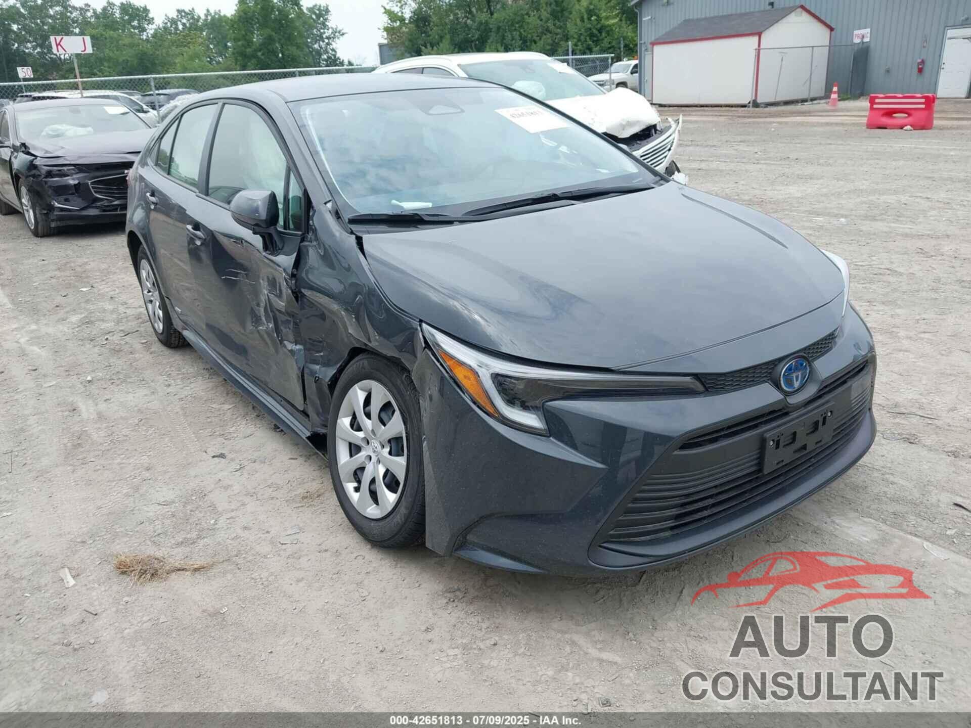 TOYOTA COROLLA 2025 - JTDBDMHE7S3018159
