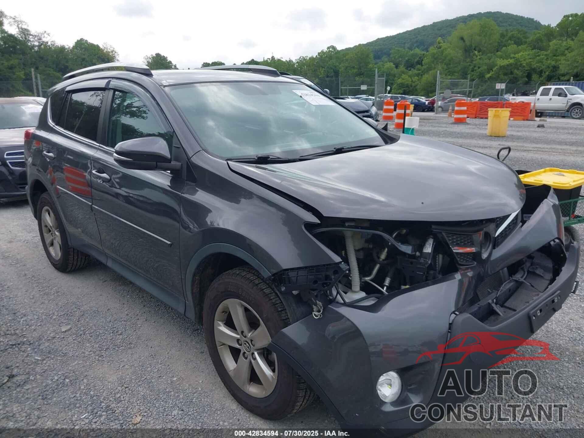 TOYOTA RAV4 2015 - 2T3RFREV1FW302996