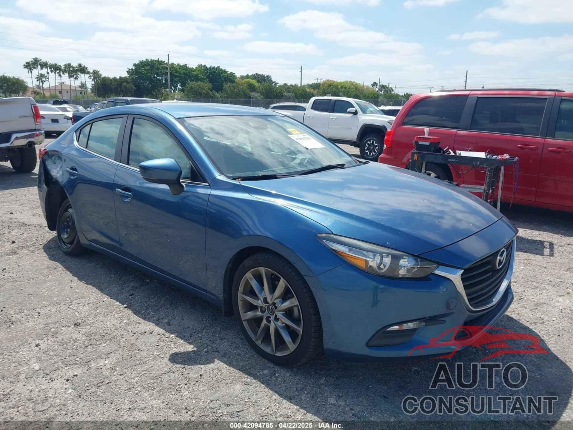 MAZDA MAZDA3 2018 - 3MZBN1V39JM248584