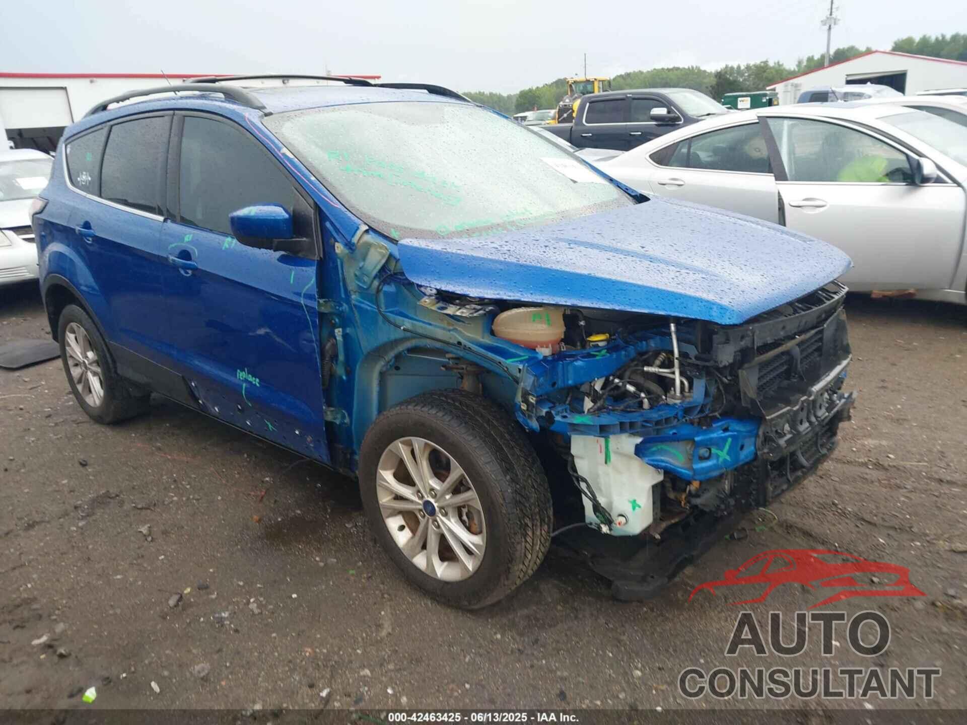 FORD ESCAPE 2017 - 1FMCU9GD1HUD70937