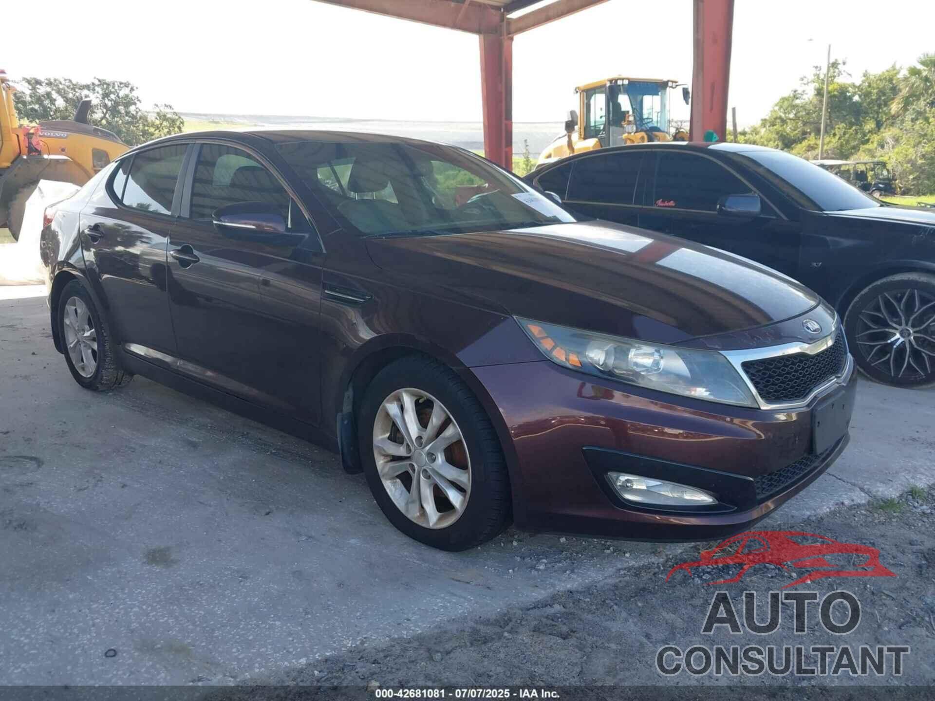 KIA OPTIMA 2013 - 5XXGN4A71DG142137