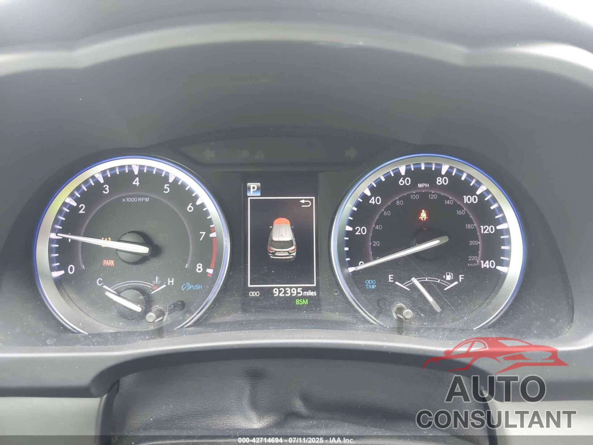 TOYOTA HIGHLANDER 2019 - 5TDKZRFH7KS318956