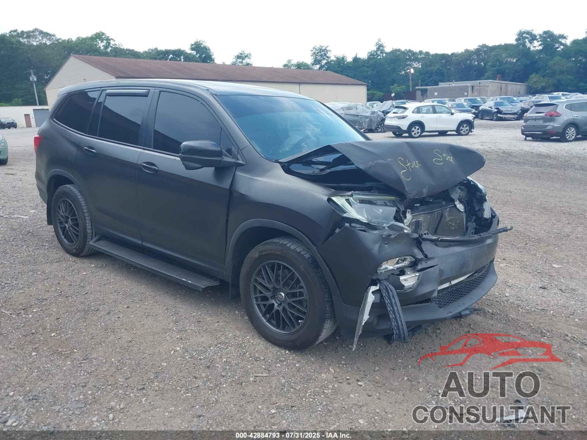 HONDA PILOT 2017 - 5FNYF6H57HB098090