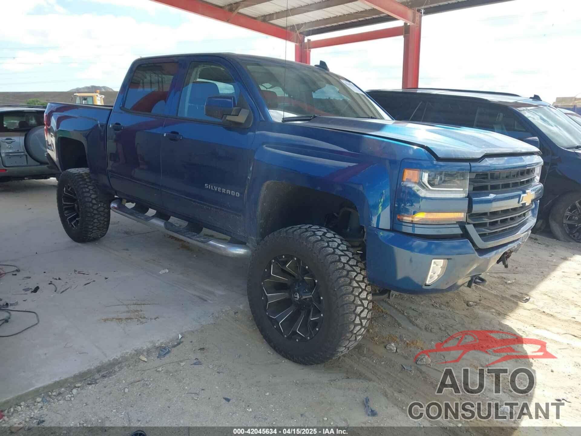 CHEVROLET SILVERADO 1500 2018 - 3GCUKREC0JG366590
