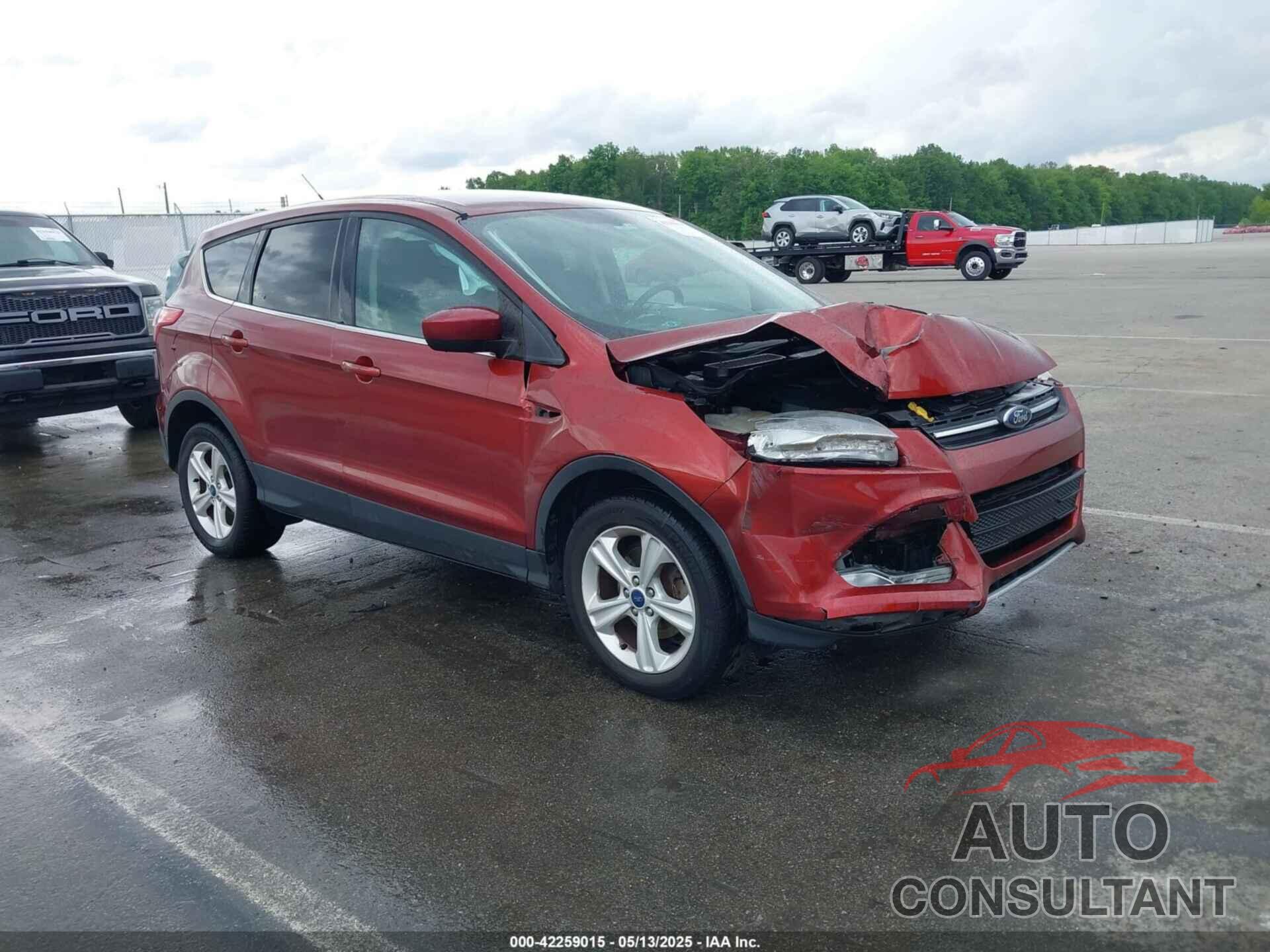 FORD ESCAPE 2015 - 1FMCU0GX5FUB27909