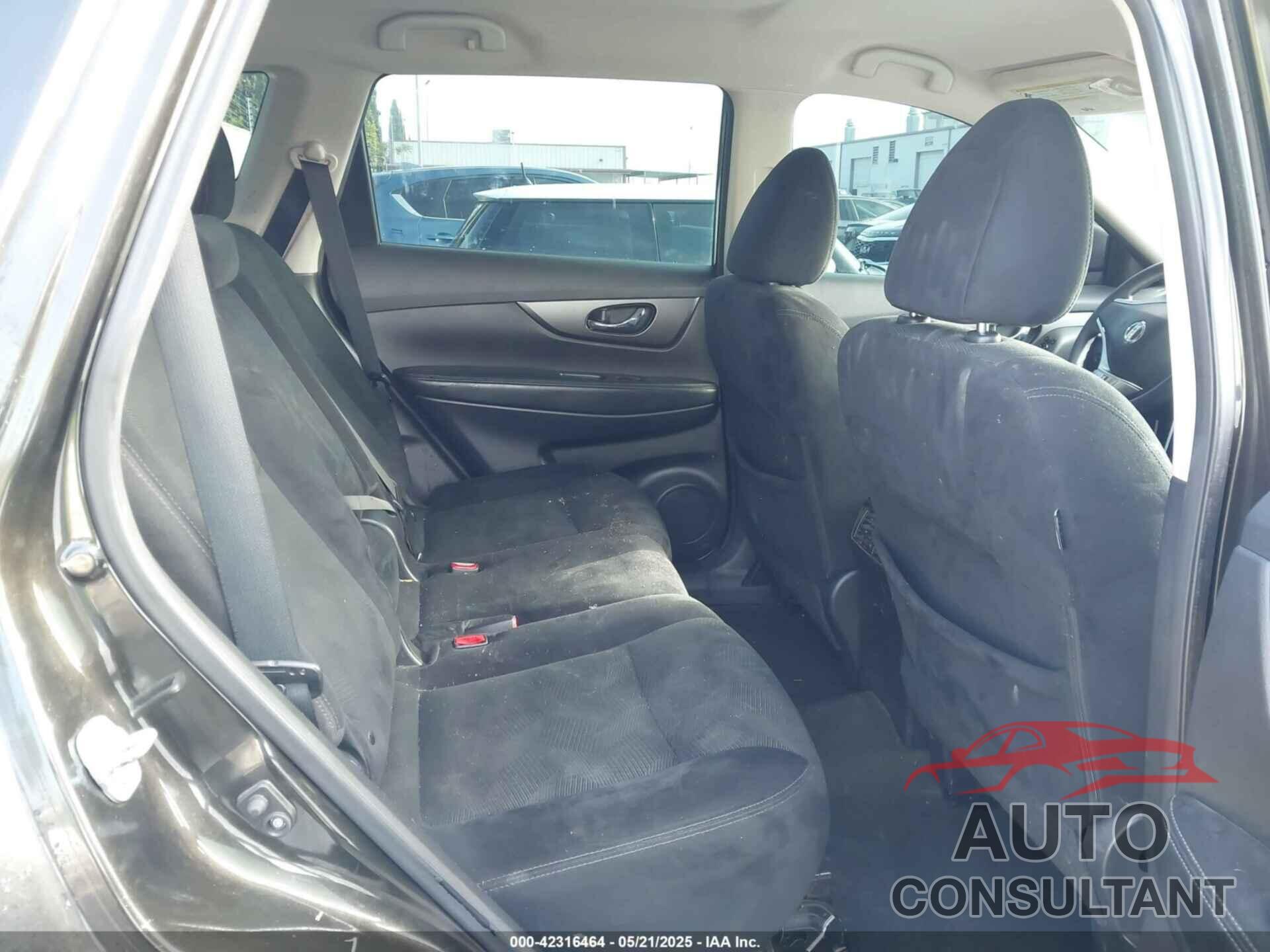 NISSAN ROGUE 2015 - 5N1AT2MT7FC855163