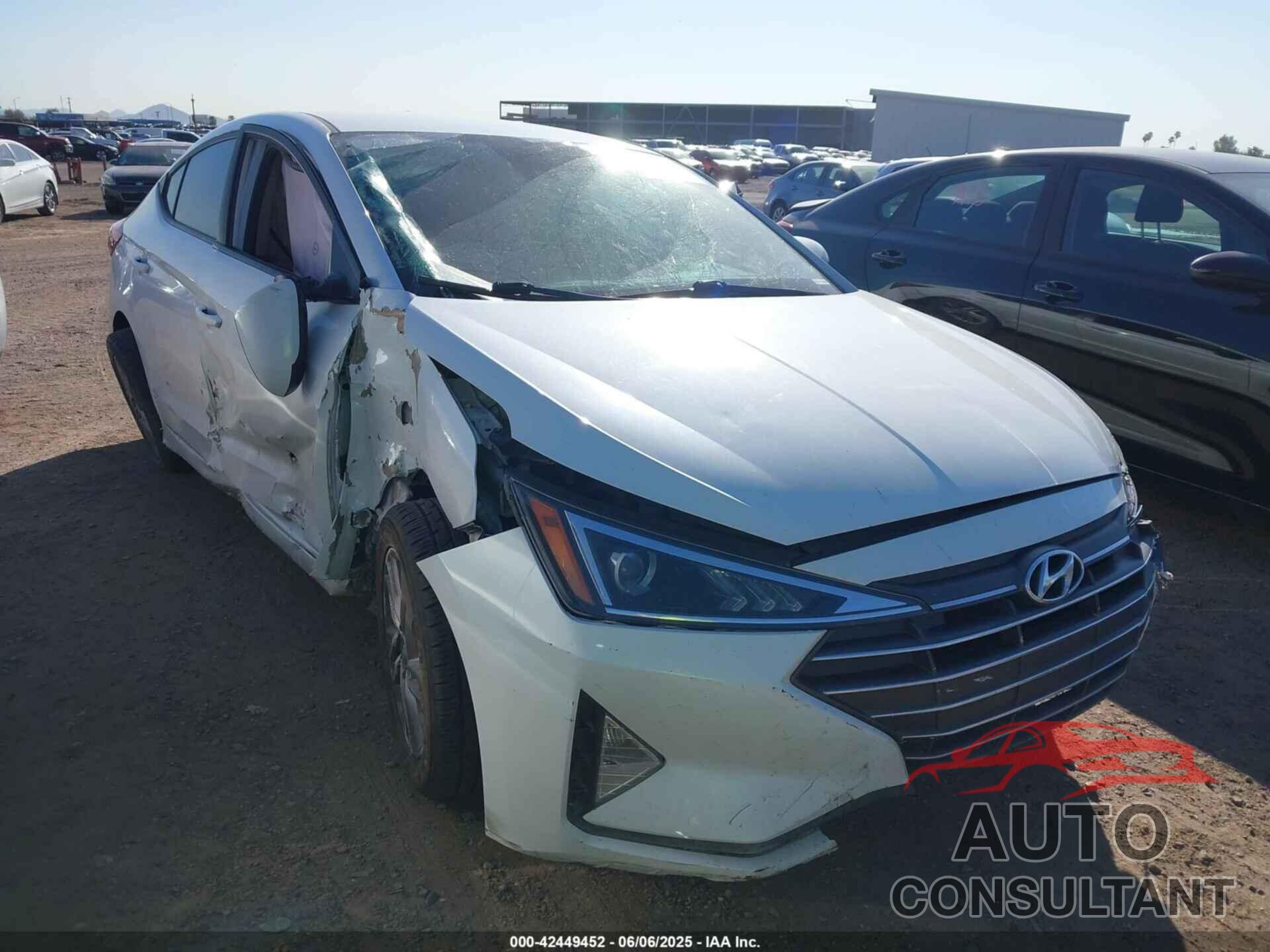 HYUNDAI ELANTRA 2020 - 5NPD84LF0LH600977