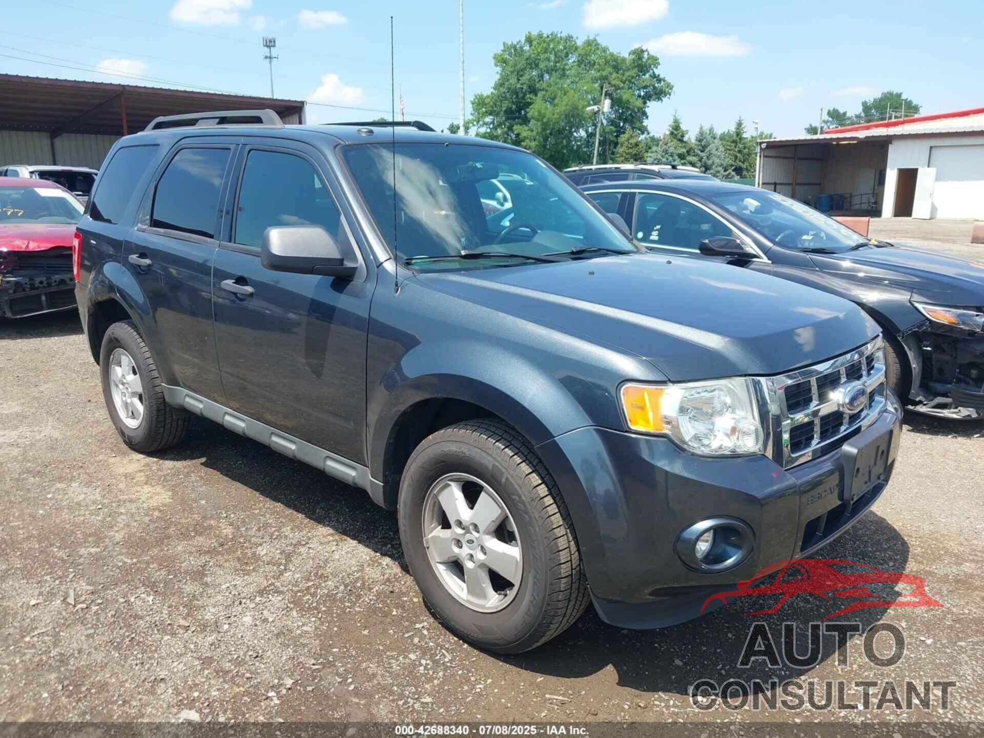 FORD ESCAPE 2009 - 1FMCU03799KC65653