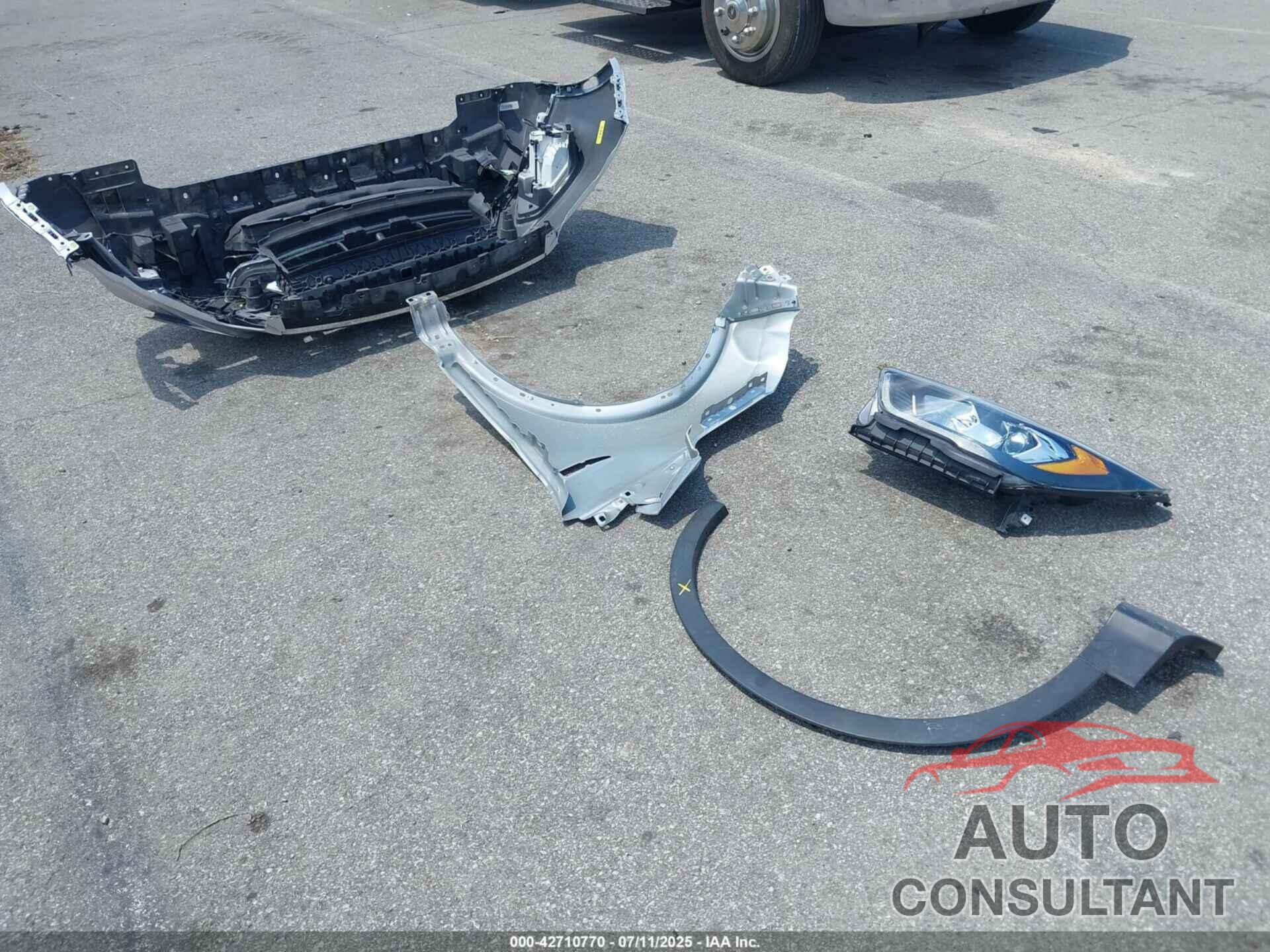 FORD ESCAPE 2018 - 1FMCU9GD3JUC46545