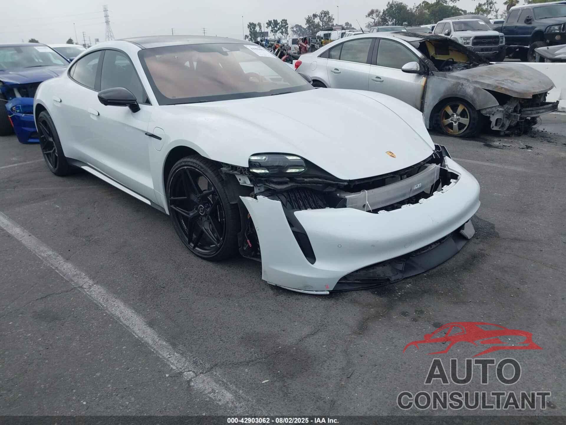 PORSCHE TAYCAN 2020 - WP0AC2Y13LSA72410