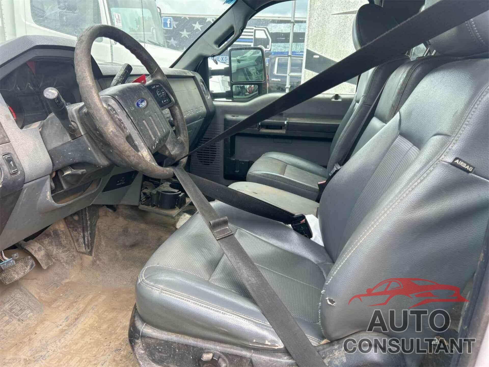 FORD F-450 CHASSIS 2015 - 1FD0X4GTXFEC39436