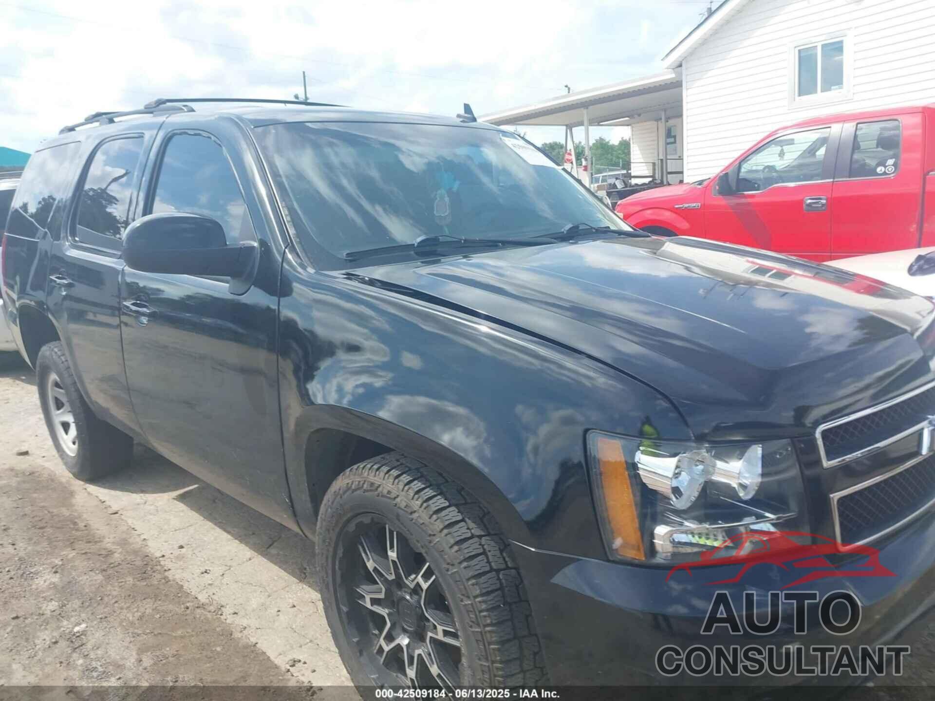 CHEVROLET TAHOE 2012 - 1GNSKAE03CR161838
