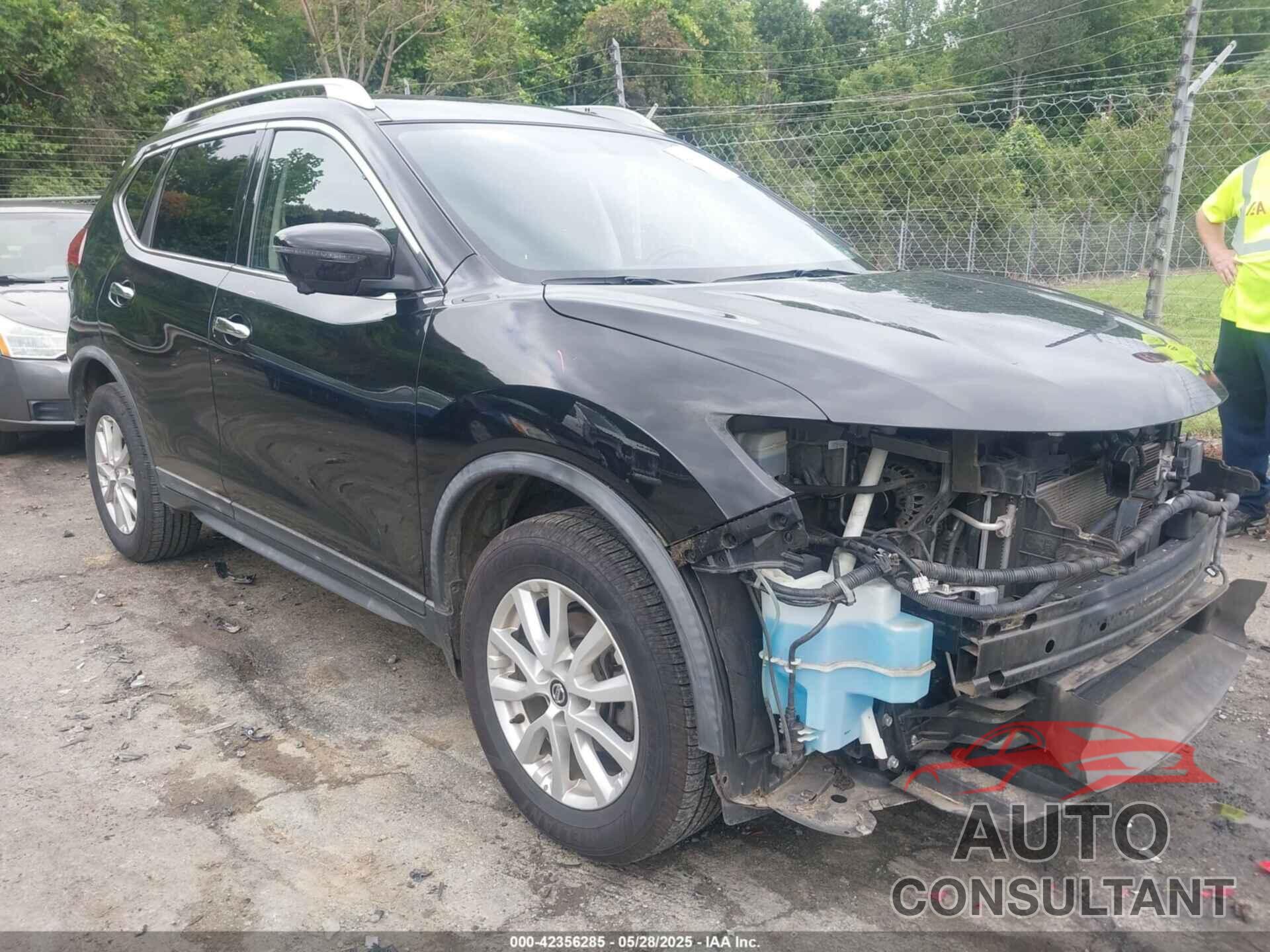 NISSAN ROGUE 2018 - KNMAT2MV7JP591921