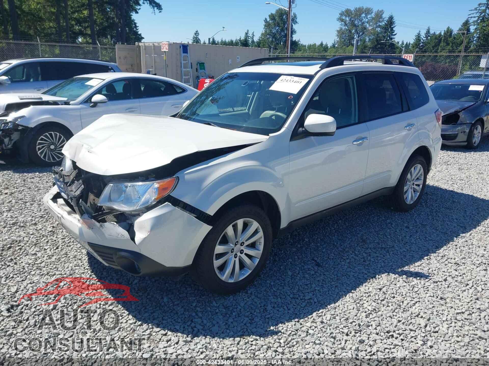 SUBARU FORESTER 2013 - JF2SHAEC8DH440471