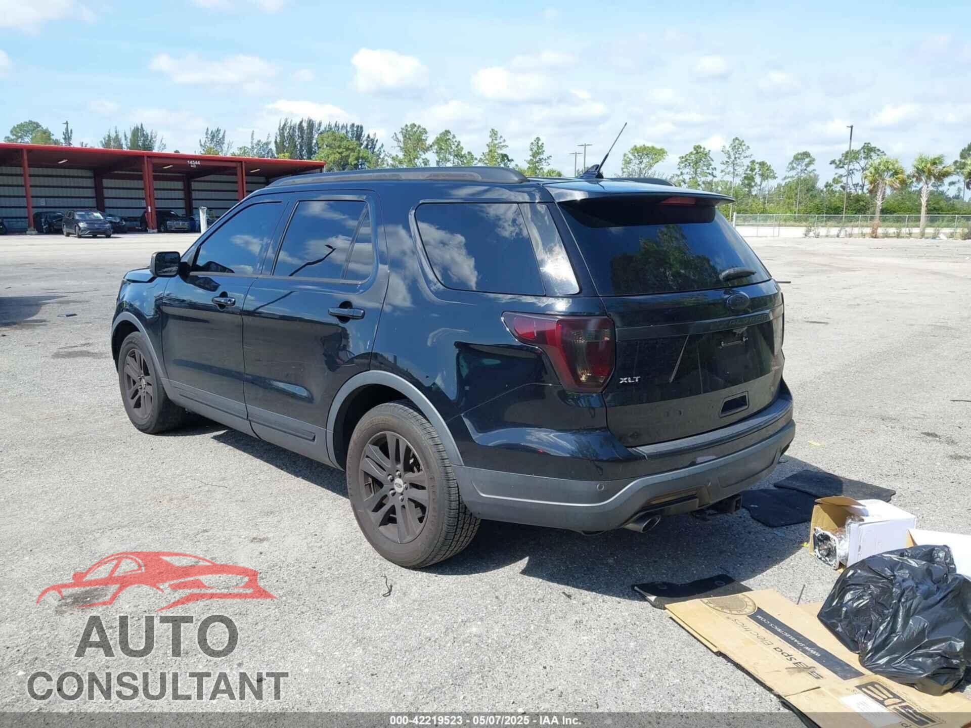 FORD EXPLORER 2018 - 1FM5K7D85JGB04304