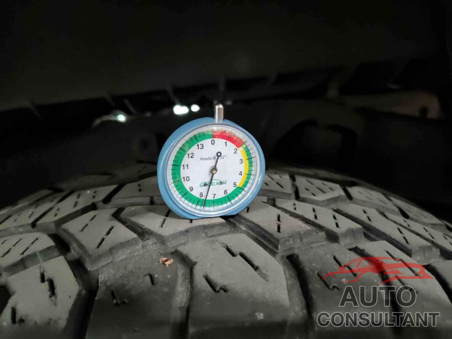 TOYOTA TACOMA 2017 - 3TMDZ5BN6HM021246