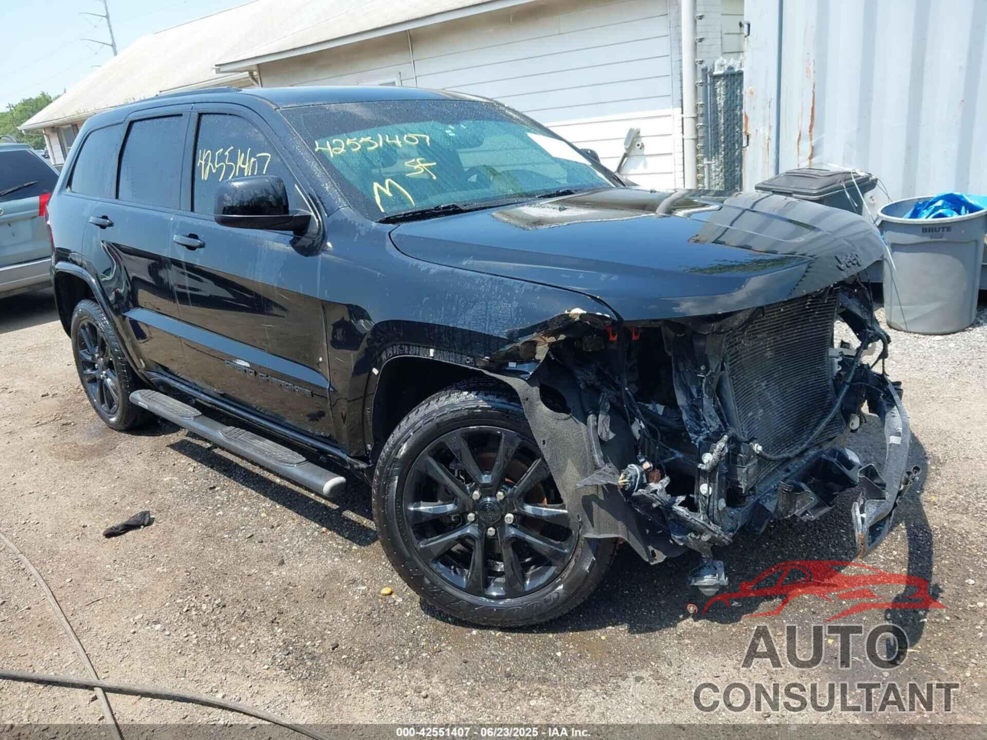 JEEP GRAND CHEROKEE 2018 - 1C4RJFAG0JC305355