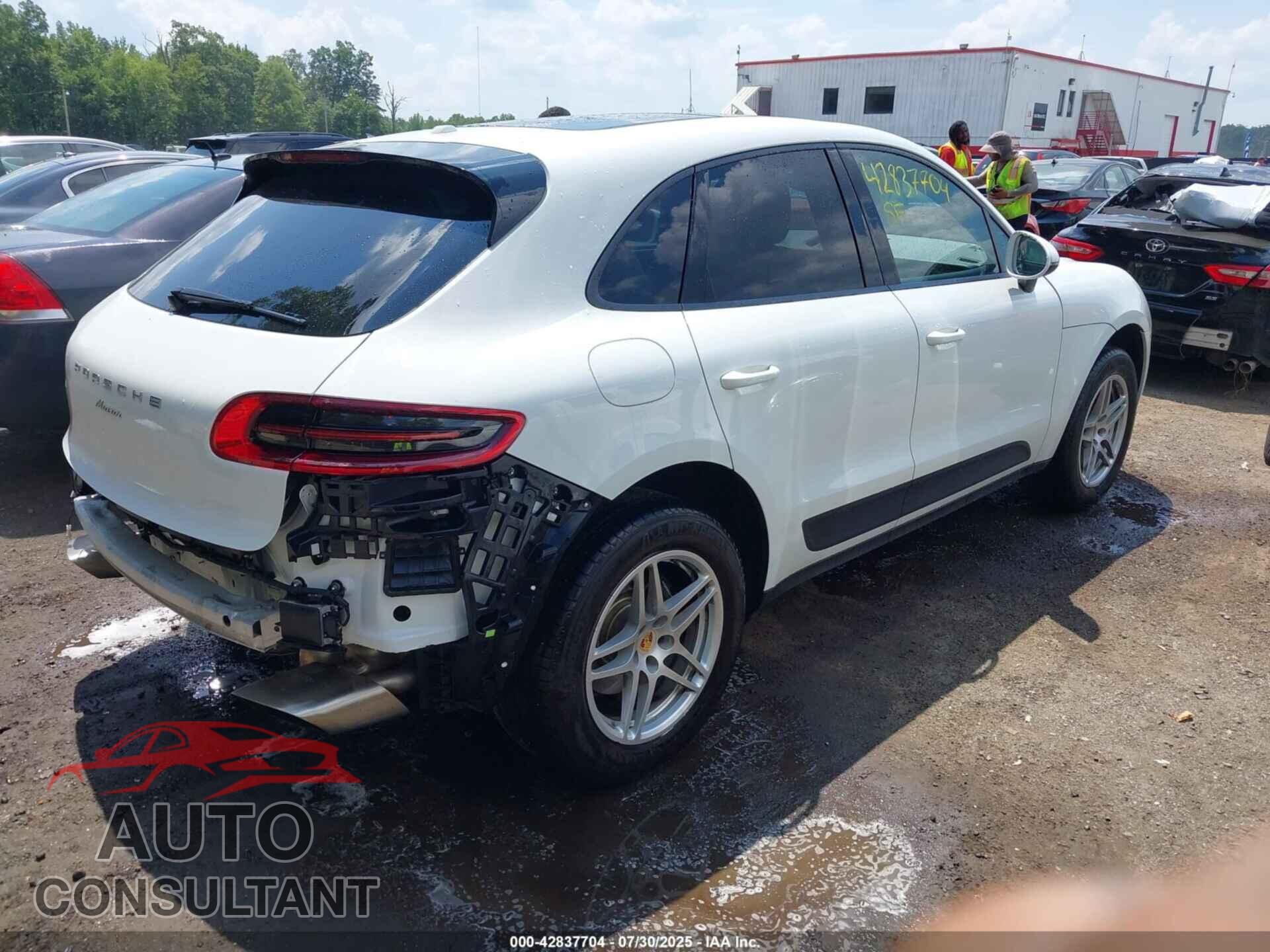 PORSCHE MACAN 2018 - WP1AA2A55JLB07714