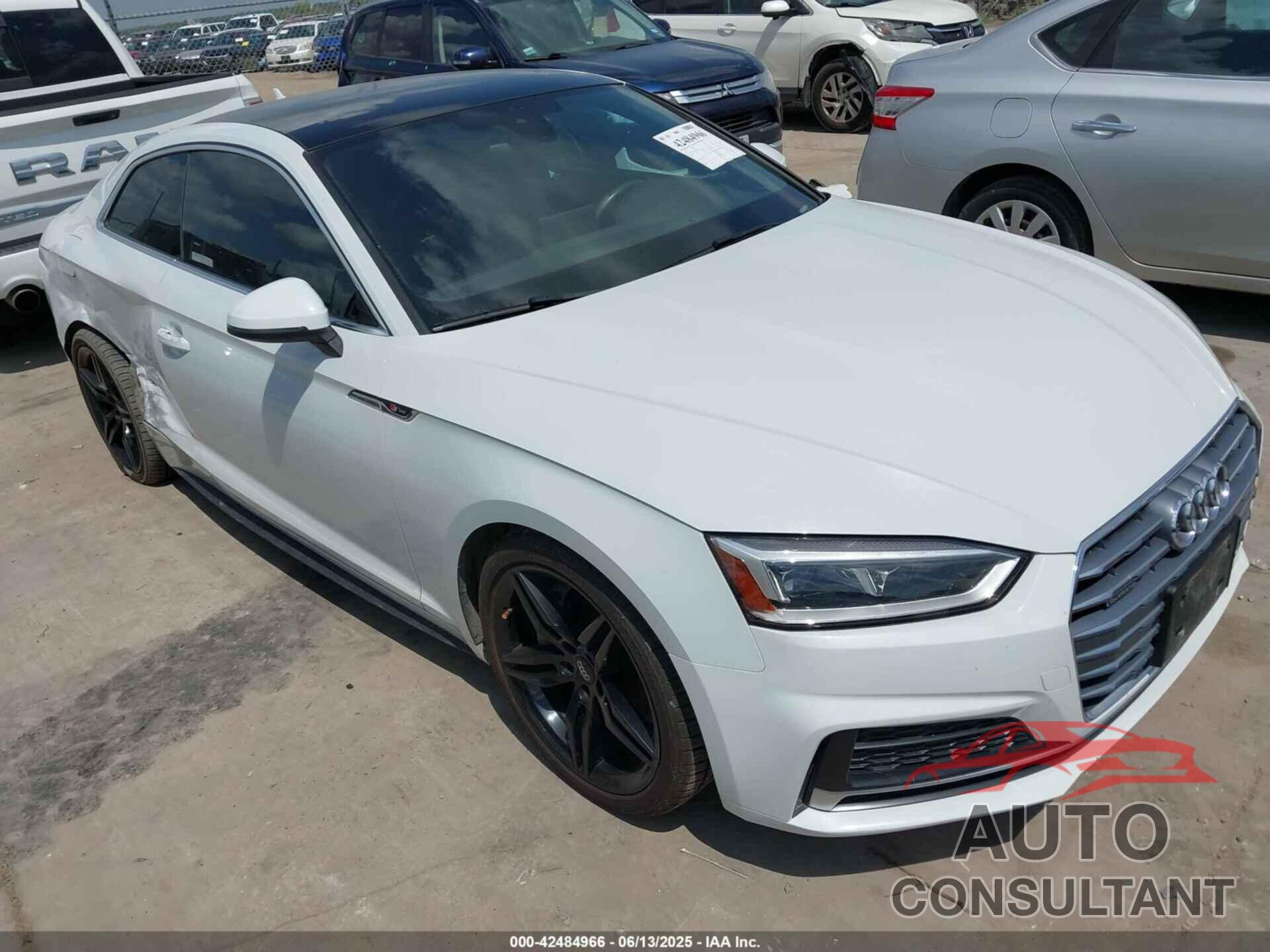AUDI A5 2019 - WAUSNAF52KA017721