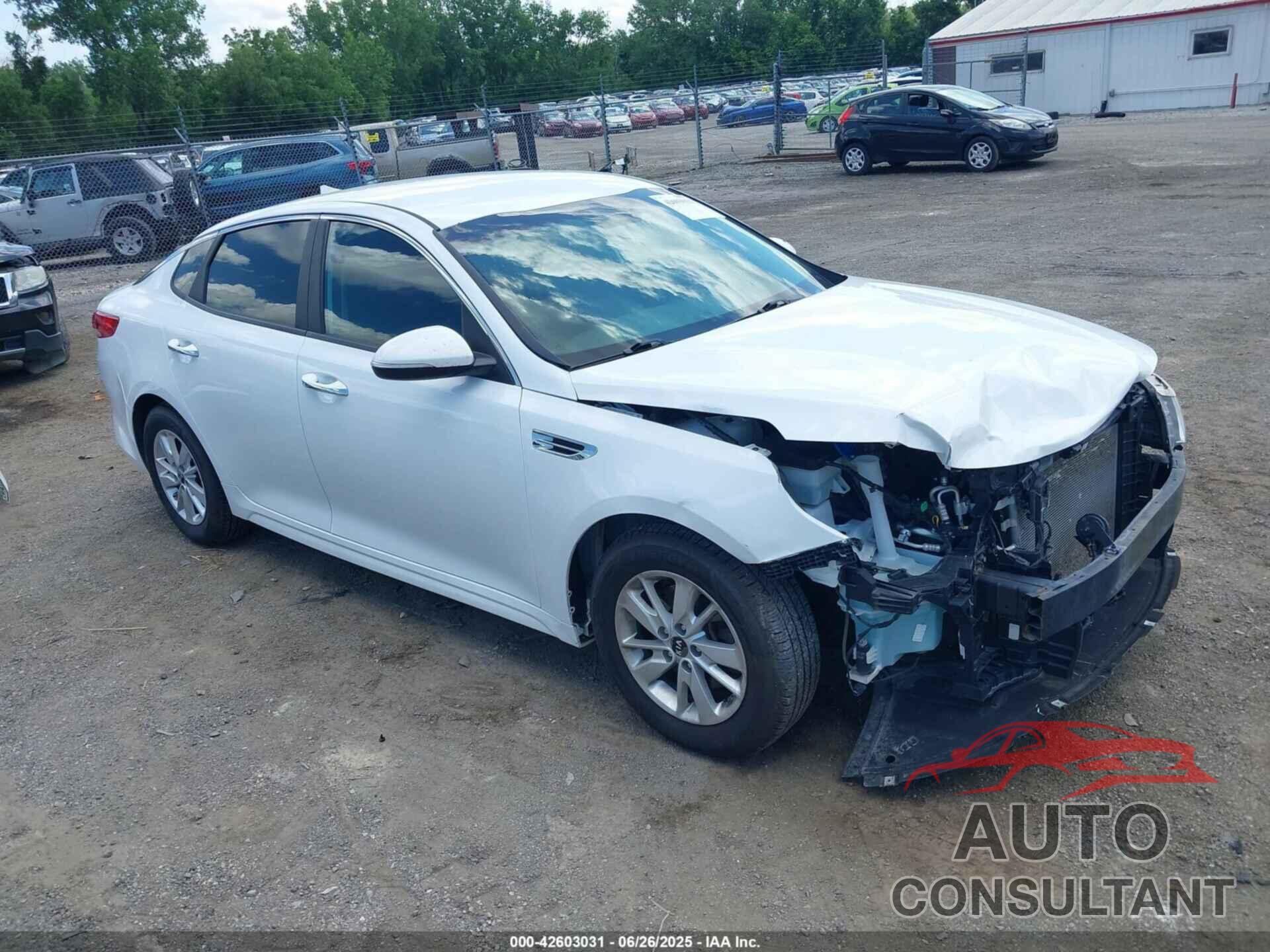 KIA OPTIMA 2018 - 5XXGT4L36JG179437