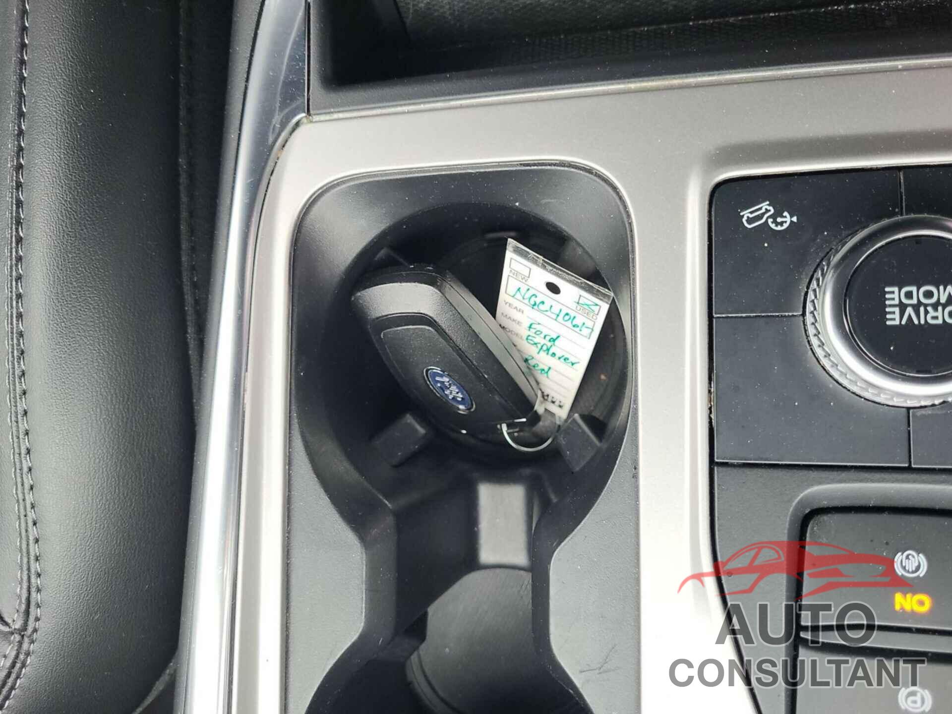 FORD EXPLORER 2022 - 1FMSK8DH6NGC40617