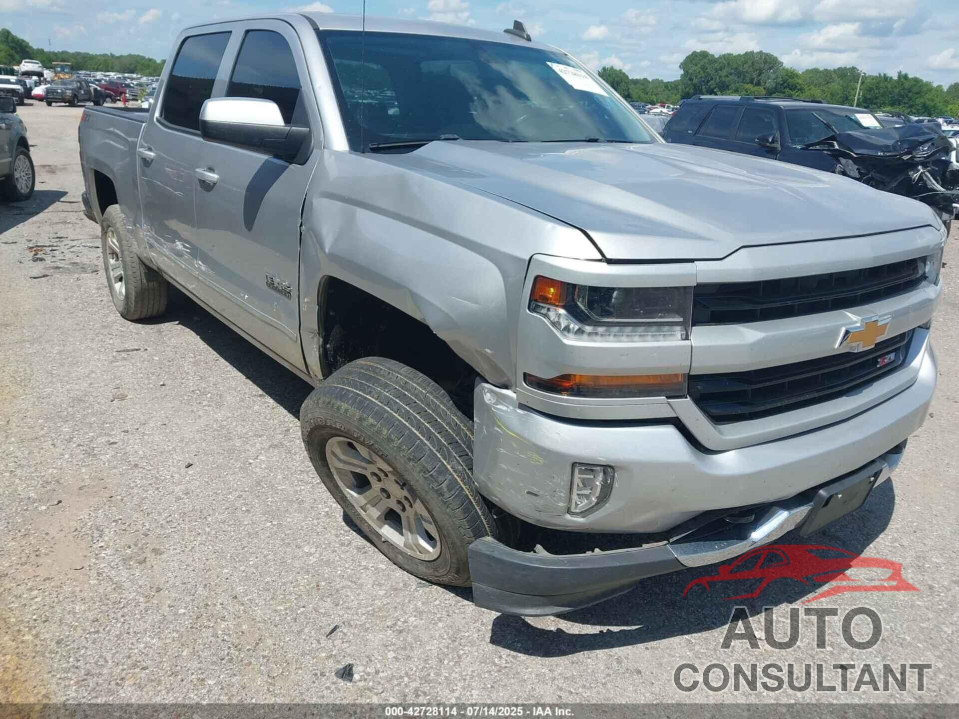 CHEVROLET SILVERADO 1500 2018 - 3GCUKREC5JG531288