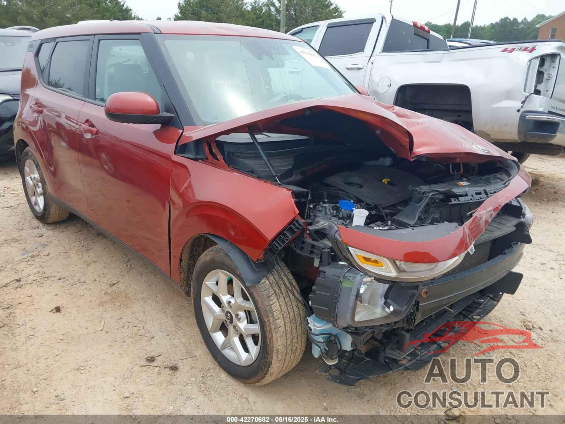 KIA SOUL 2020 - KNDJ23AU4L7118131