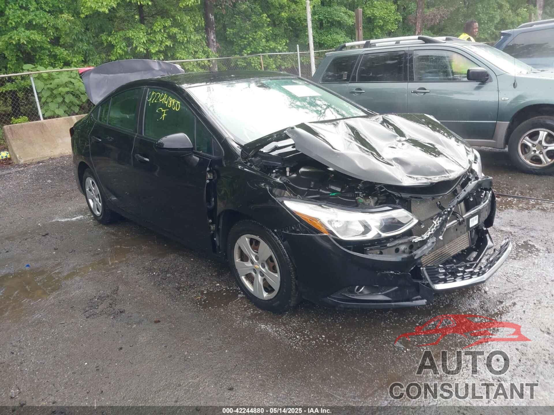 CHEVROLET CRUZE 2018 - 1G1BC5SM7J7215051