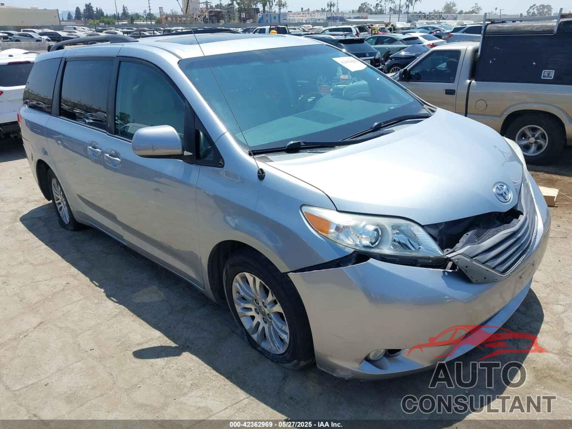 TOYOTA SIENNA 2014 - 5TDYK3DC4ES417970