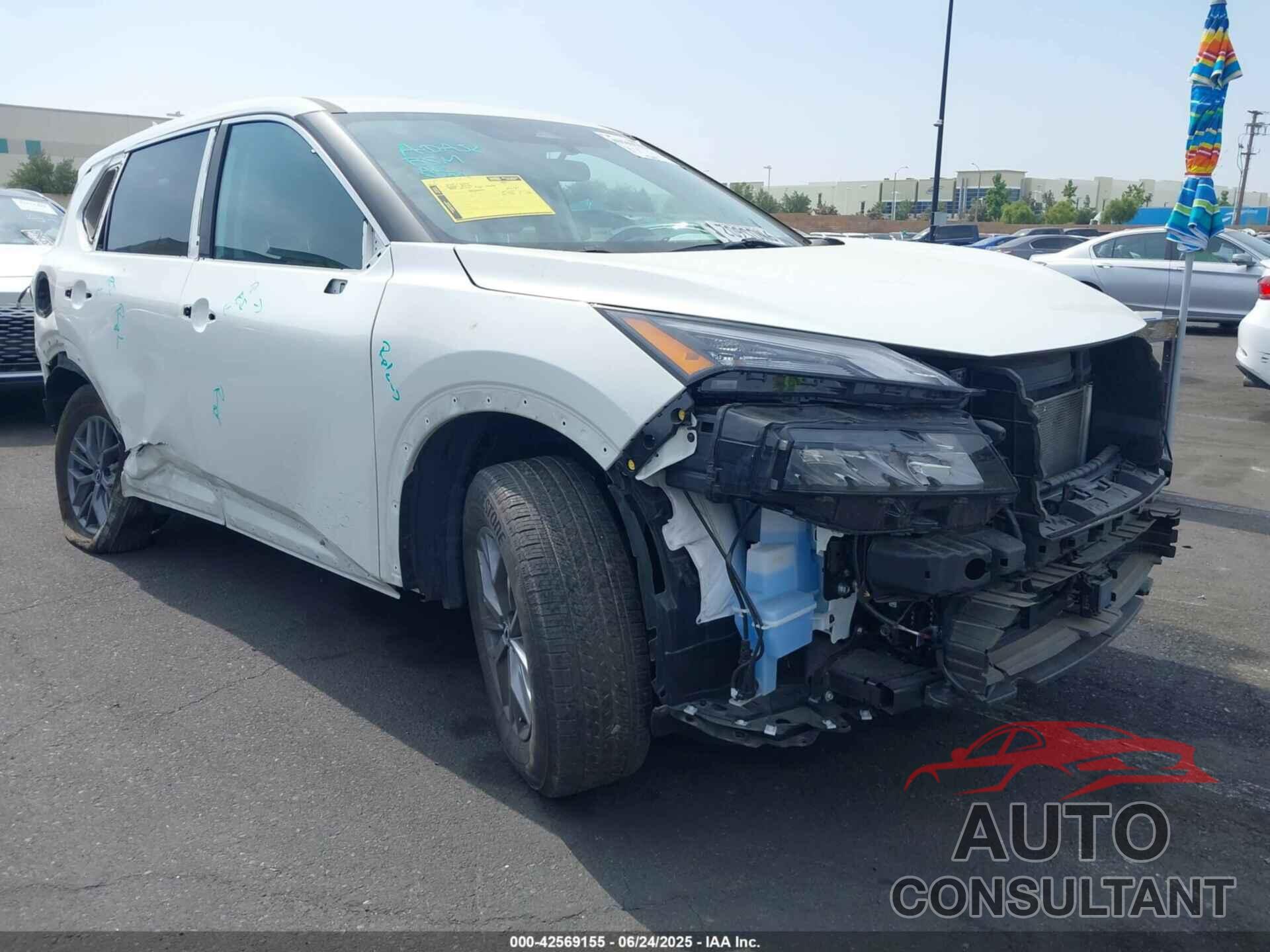 NISSAN ROGUE 2024 - 5N1BT3AA0RC750112