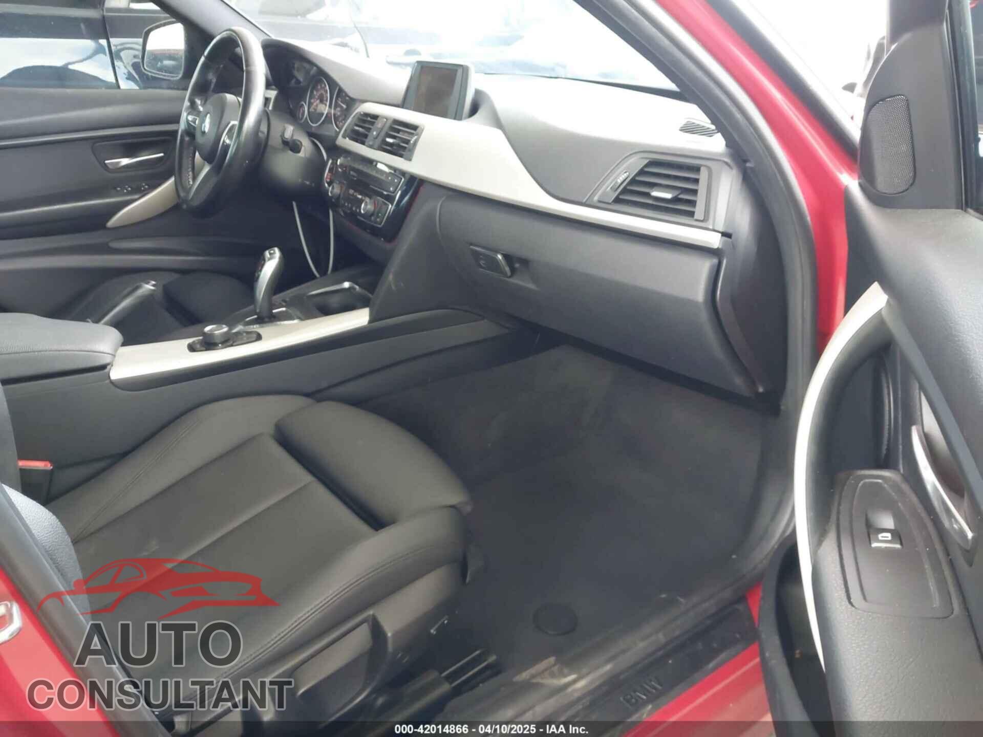 BMW 320I 2016 - WBA8E1G5XGNU11606